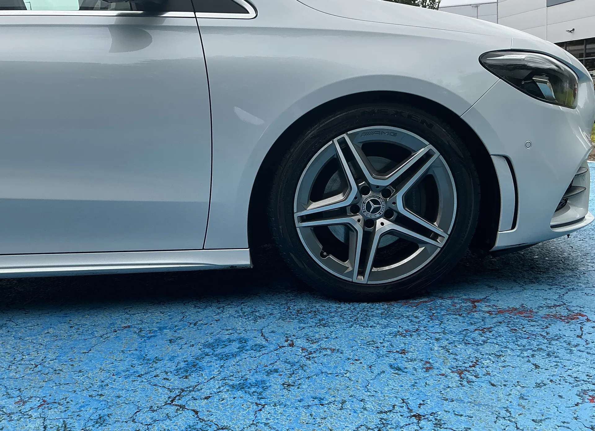 A 2020 MERCEDES-BENZ B CLASS B200 AMG Line Executive 5dr Auto A 2020 MERCEDES-BENZ B CLASS B200 AMG Line Executive 5dr Auto