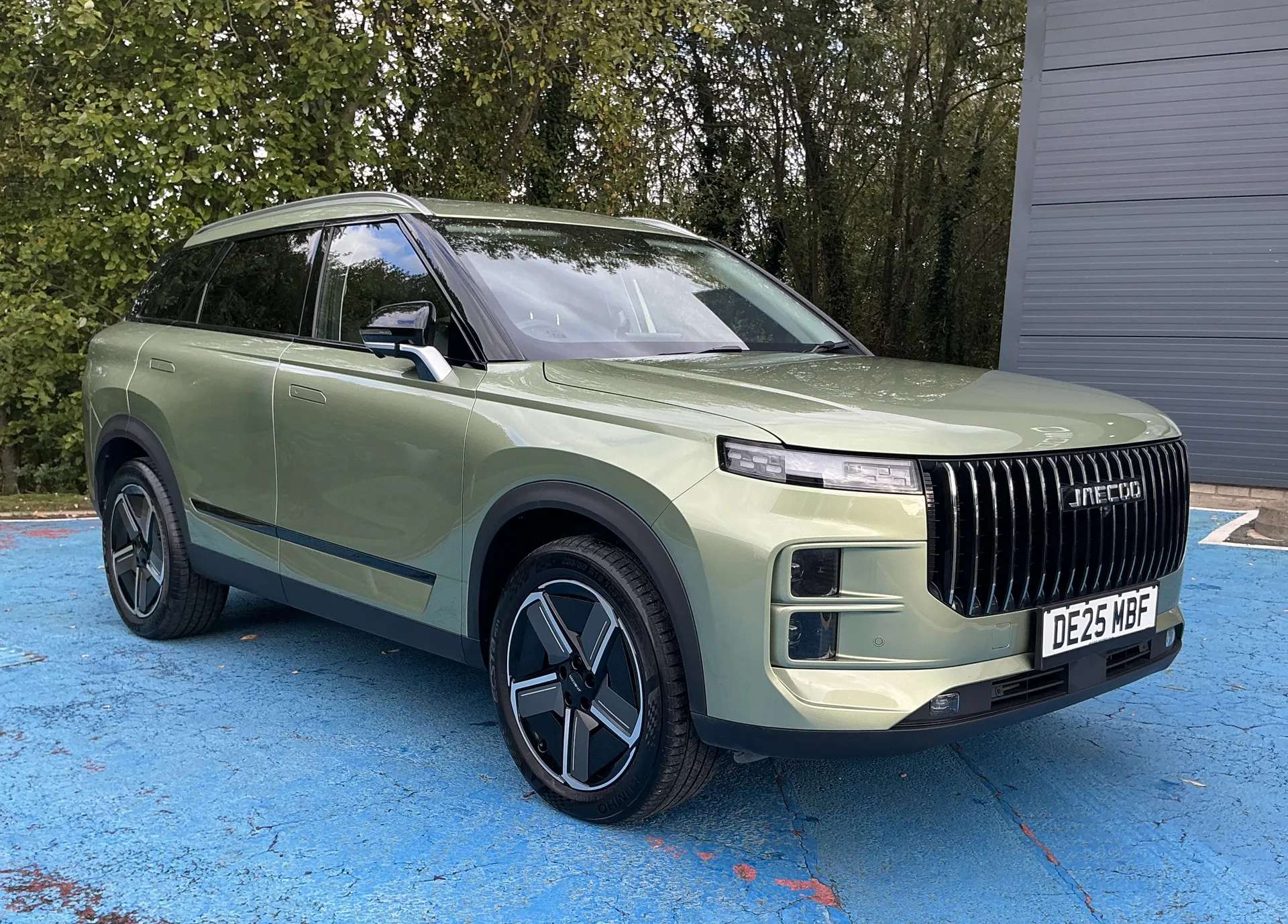 A 2025 JAECOO 7 1.6T AWD Luxury 5dr 7DCT A 2025 JAECOO 7 1.6T AWD Luxury 5dr 7DCT
