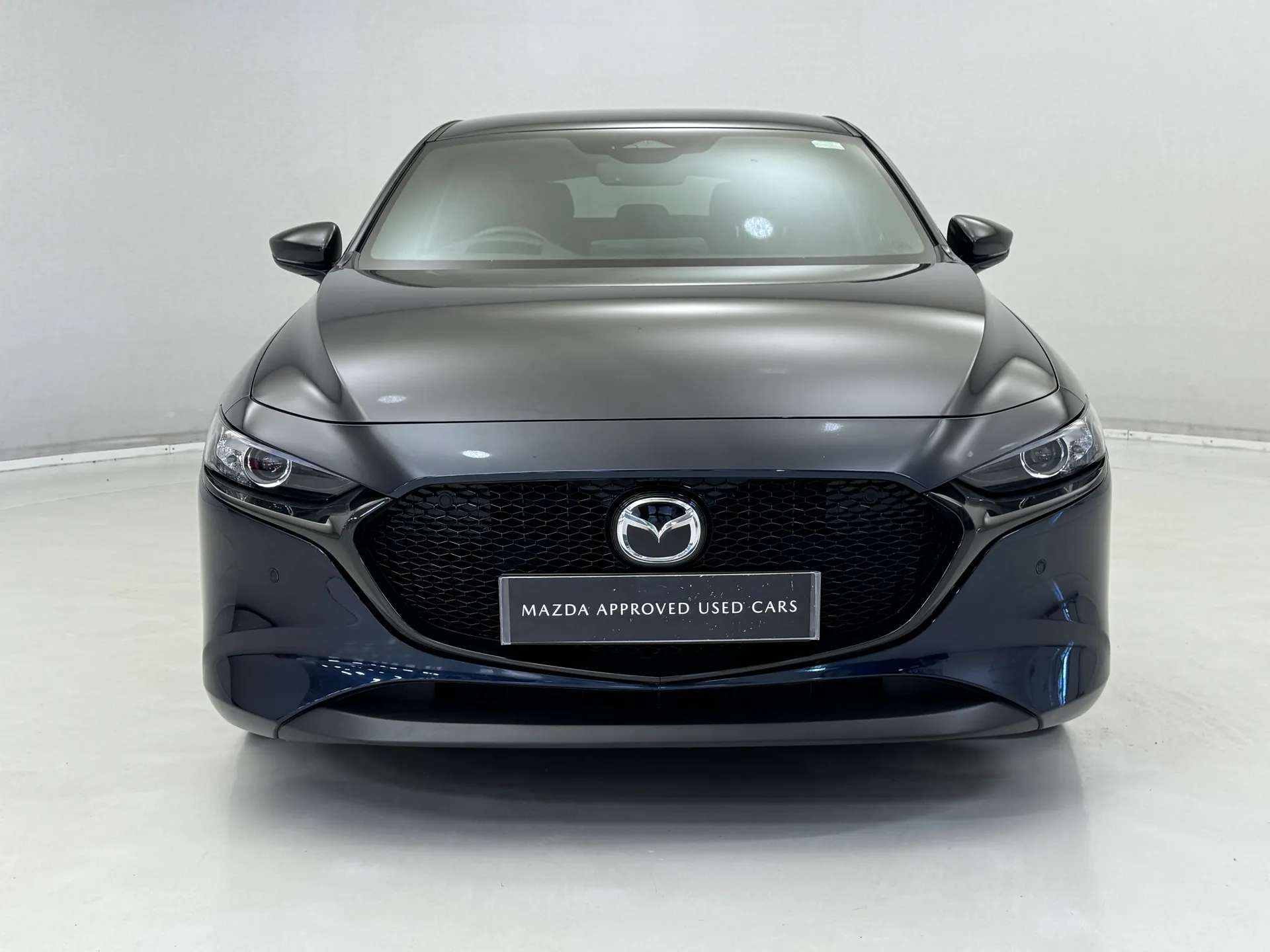 A 2024 MAZDA MAZDA3 2.0 e-Skyactiv G MHEV Homura 5dr âAPPLE CAR PLAYâHEATED SEATSâ A 2024 MAZDA MAZDA3 2.0 e-Skyactiv G MHEV Homura 5dr âAPPLE CAR PLAYâHEATED SEATSâ