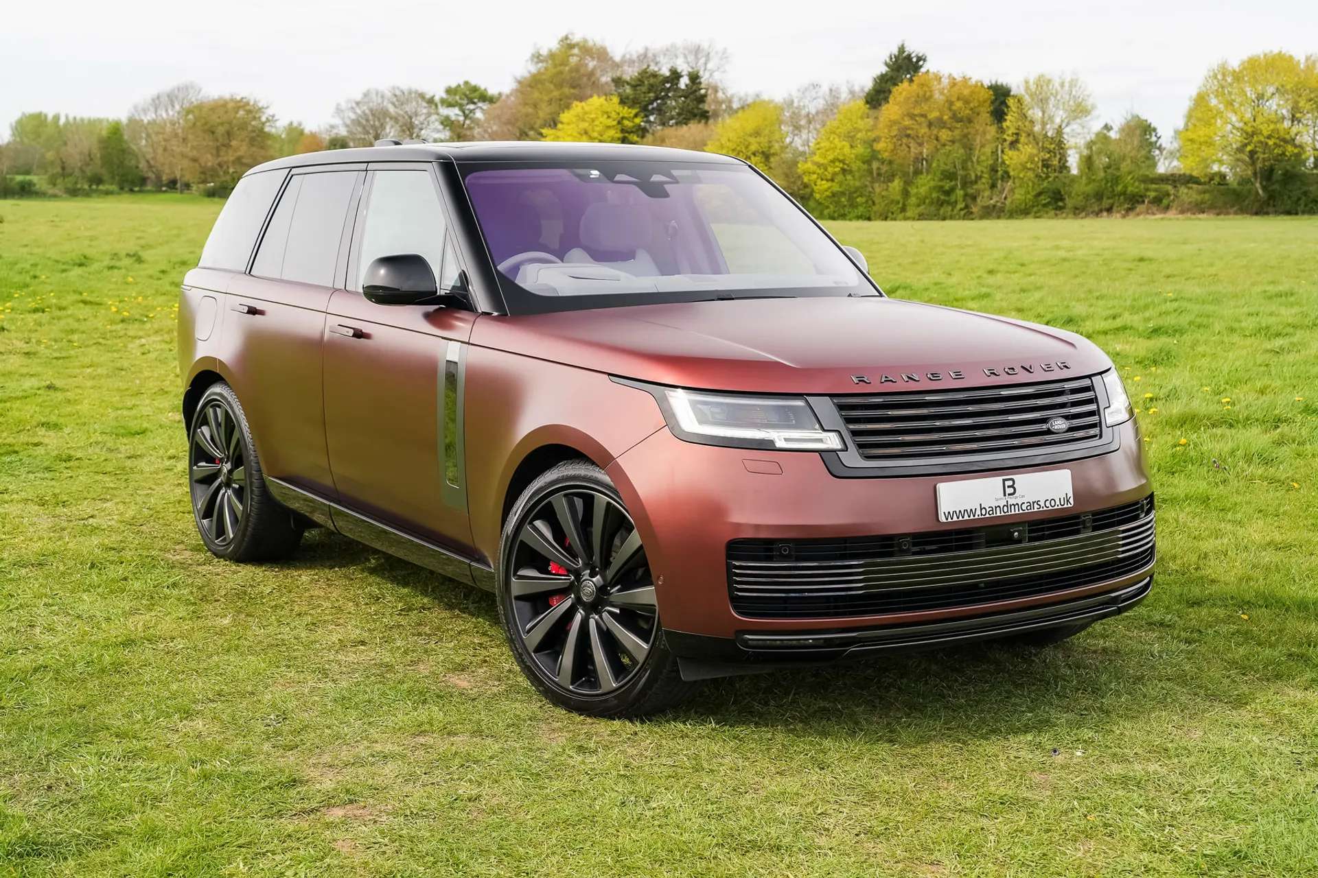 A 2023 LAND ROVER RANGE ROVER 4.4 P530 V8 SV 4dr Auto A 2023 LAND ROVER RANGE ROVER 4.4 P530 V8 SV 4dr Auto