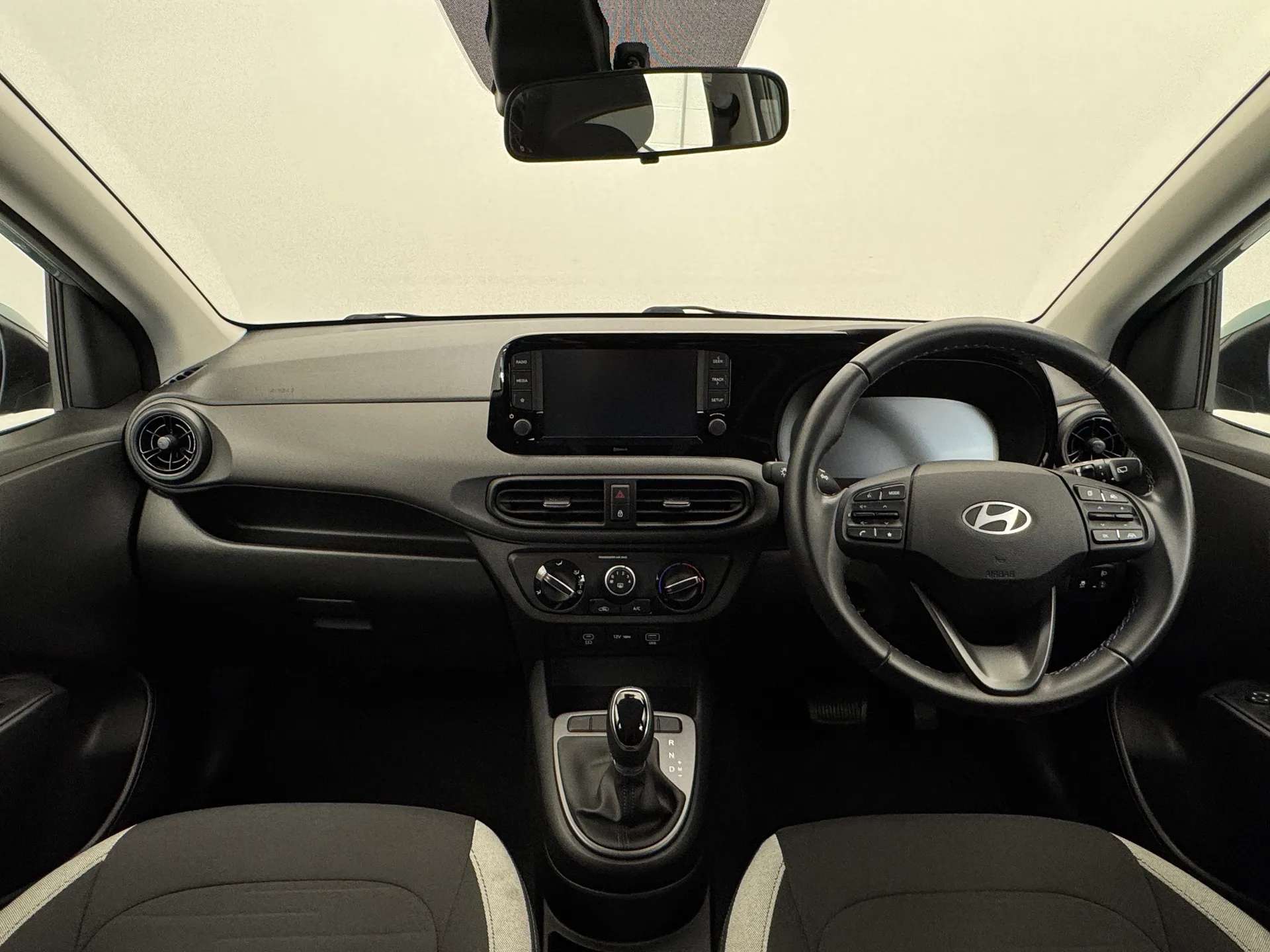 A 2023 HYUNDAI I10 1.0 Advance 5dr Auto A 2023 HYUNDAI I10 1.0 Advance 5dr Auto