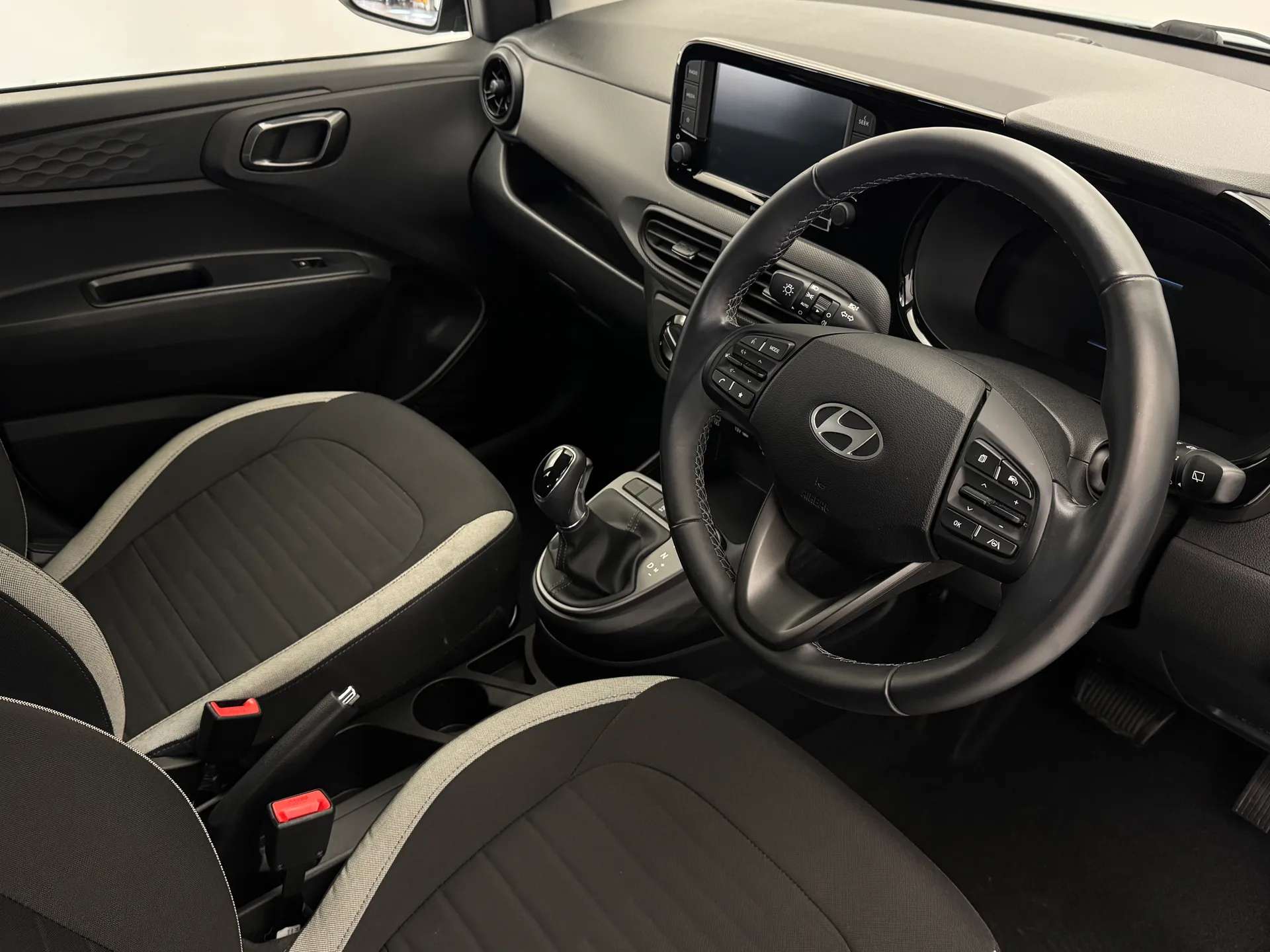 2023 HYUNDAI I10 2023 HYUNDAI I10