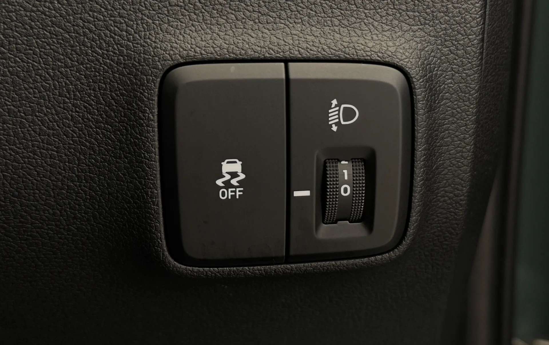 2023 HYUNDAI I10 2023 HYUNDAI I10