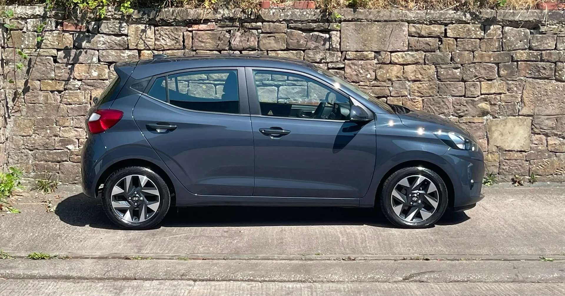 A 2023 HYUNDAI I10 1.2 Advance 5dr Auto âCAMERAâNAVâCARPLAYâ A 2023 HYUNDAI I10 1.2 Advance 5dr Auto âCAMERAâNAVâCARPLAYâ