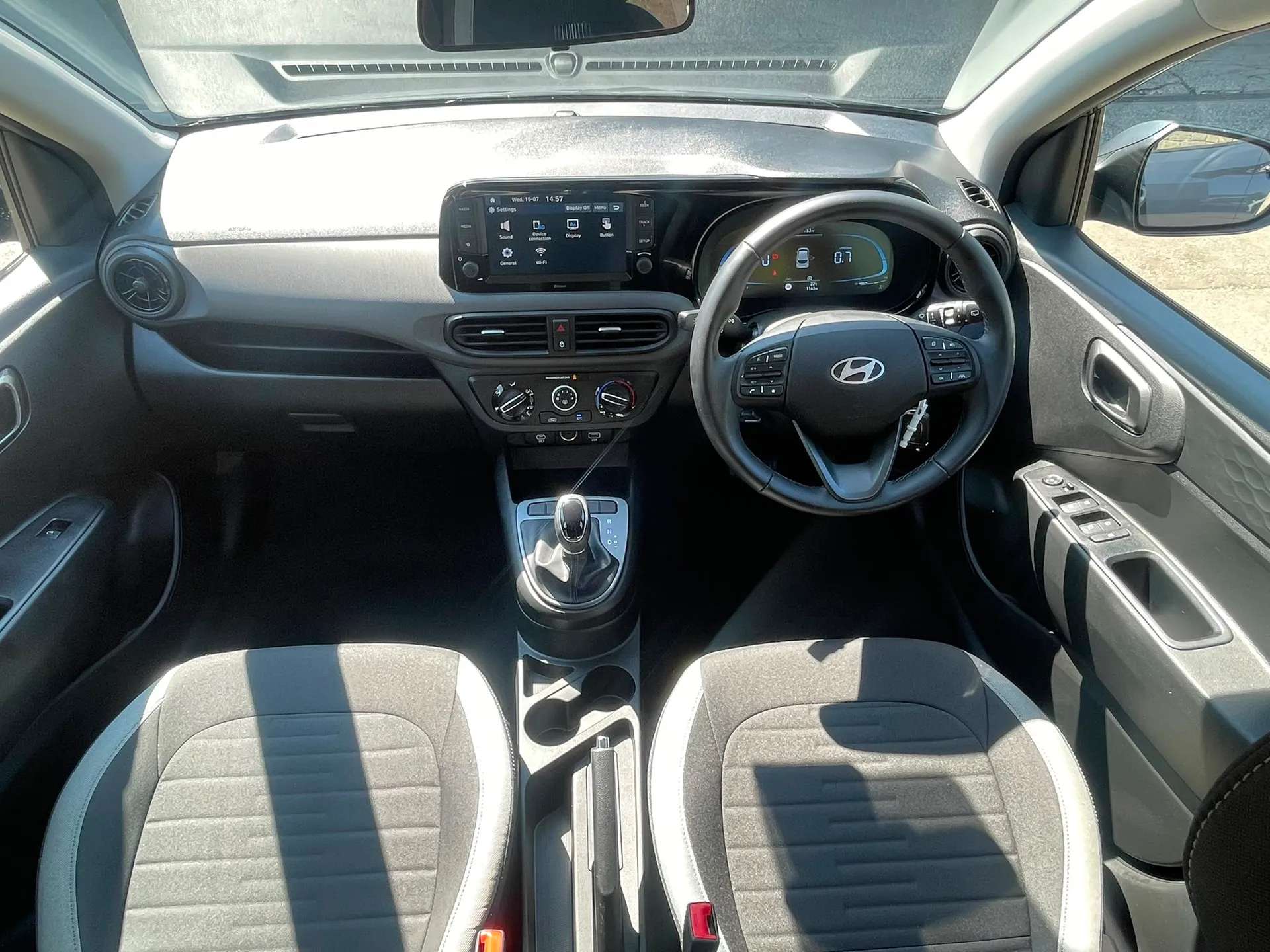 2023 HYUNDAI I10 2023 HYUNDAI I10
