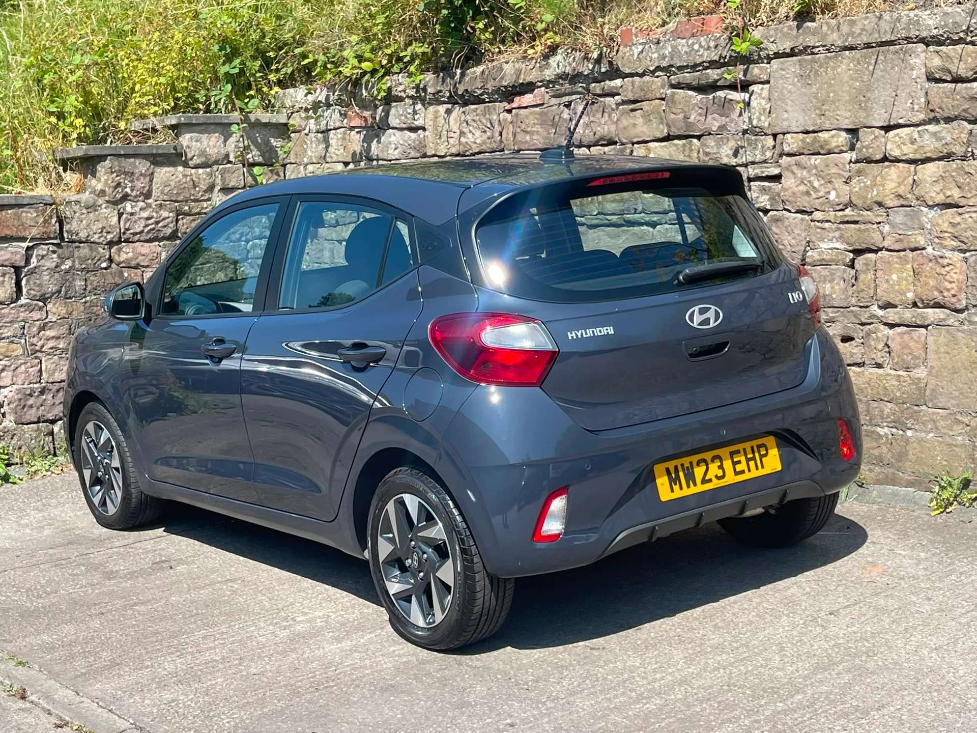 2023 HYUNDAI I10 2023 HYUNDAI I10