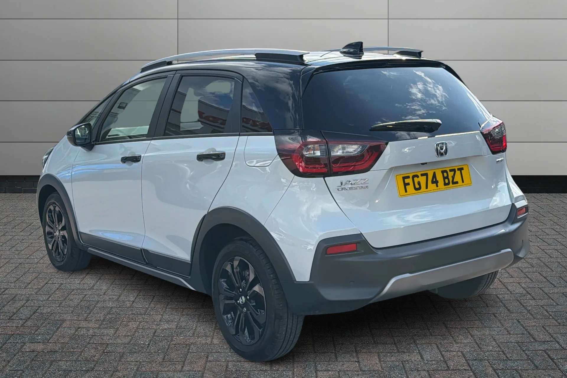 A 2025 HONDA JAZZ 1.5 i-MMD Hybrid Crosstar Advance 5dr eCVT A 2025 HONDA JAZZ 1.5 i-MMD Hybrid Crosstar Advance 5dr eCVT