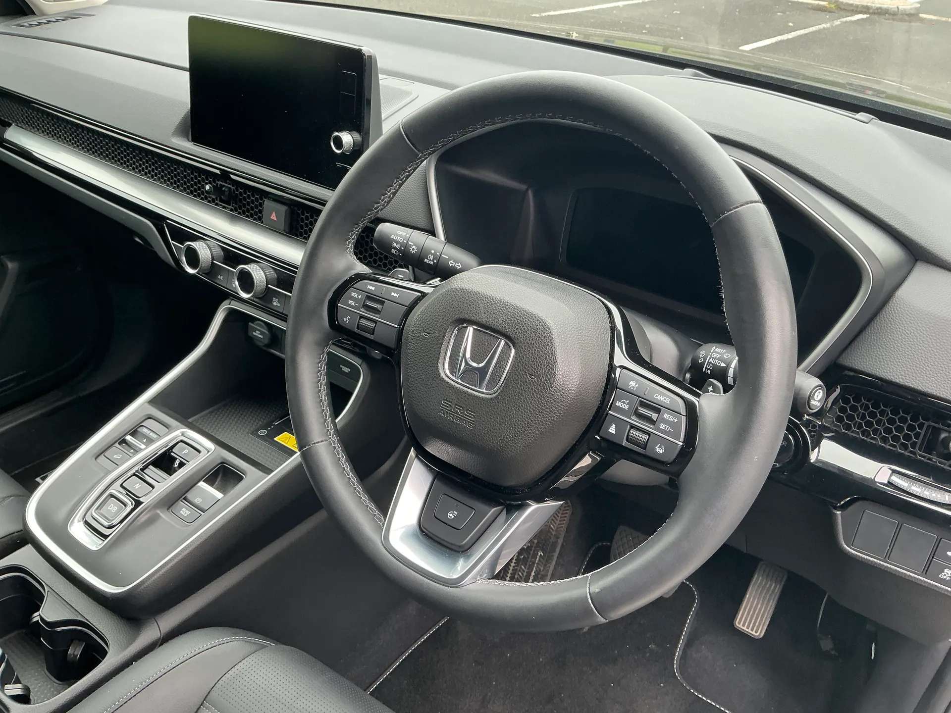 A 2024 HONDA CR-V 2.0 eHEV Advance 5dr eCVT A 2024 HONDA CR-V 2.0 eHEV Advance 5dr eCVT