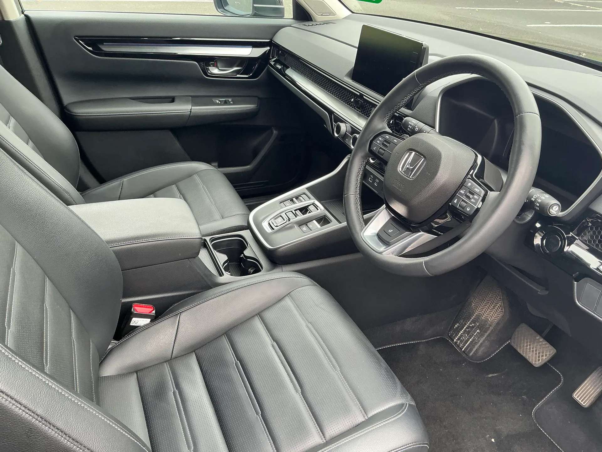 A 2024 HONDA CR-V 2.0 eHEV Advance 5dr eCVT A 2024 HONDA CR-V 2.0 eHEV Advance 5dr eCVT