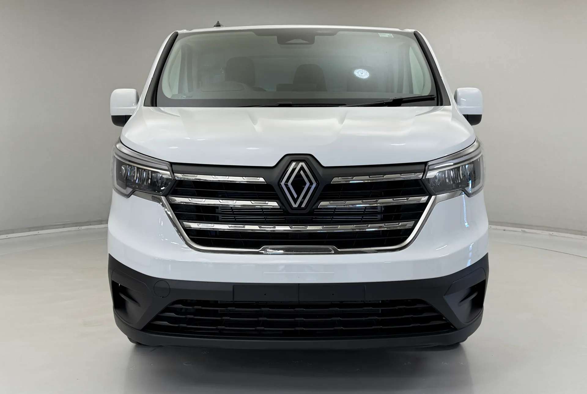 2025 RENAULT TRAFIC 2025 RENAULT TRAFIC