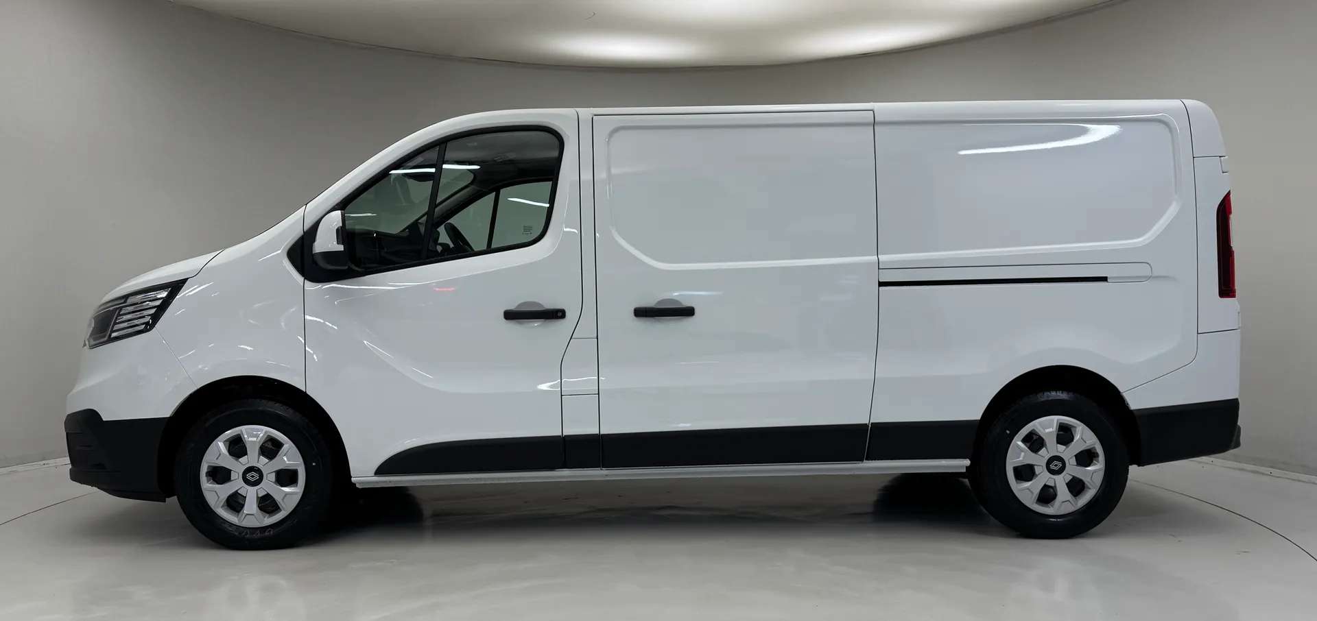 2026 RENAULT TRAFIC 2026 RENAULT TRAFIC