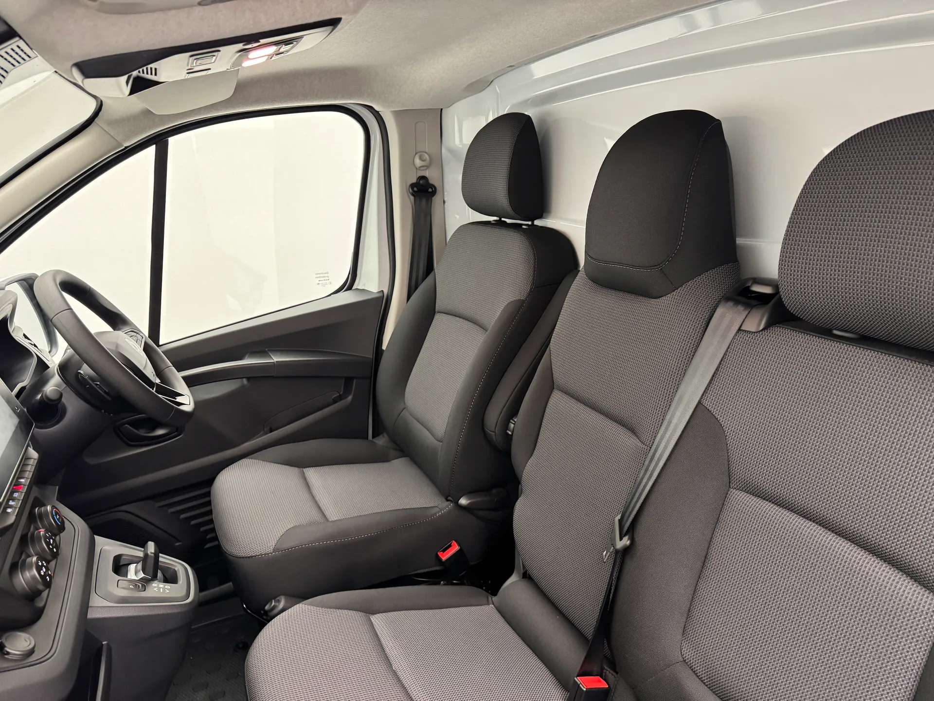 2026 RENAULT TRAFIC 2026 RENAULT TRAFIC
