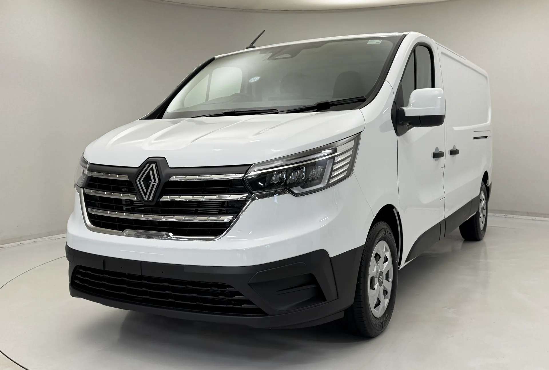 2026 RENAULT TRAFIC 2026 RENAULT TRAFIC