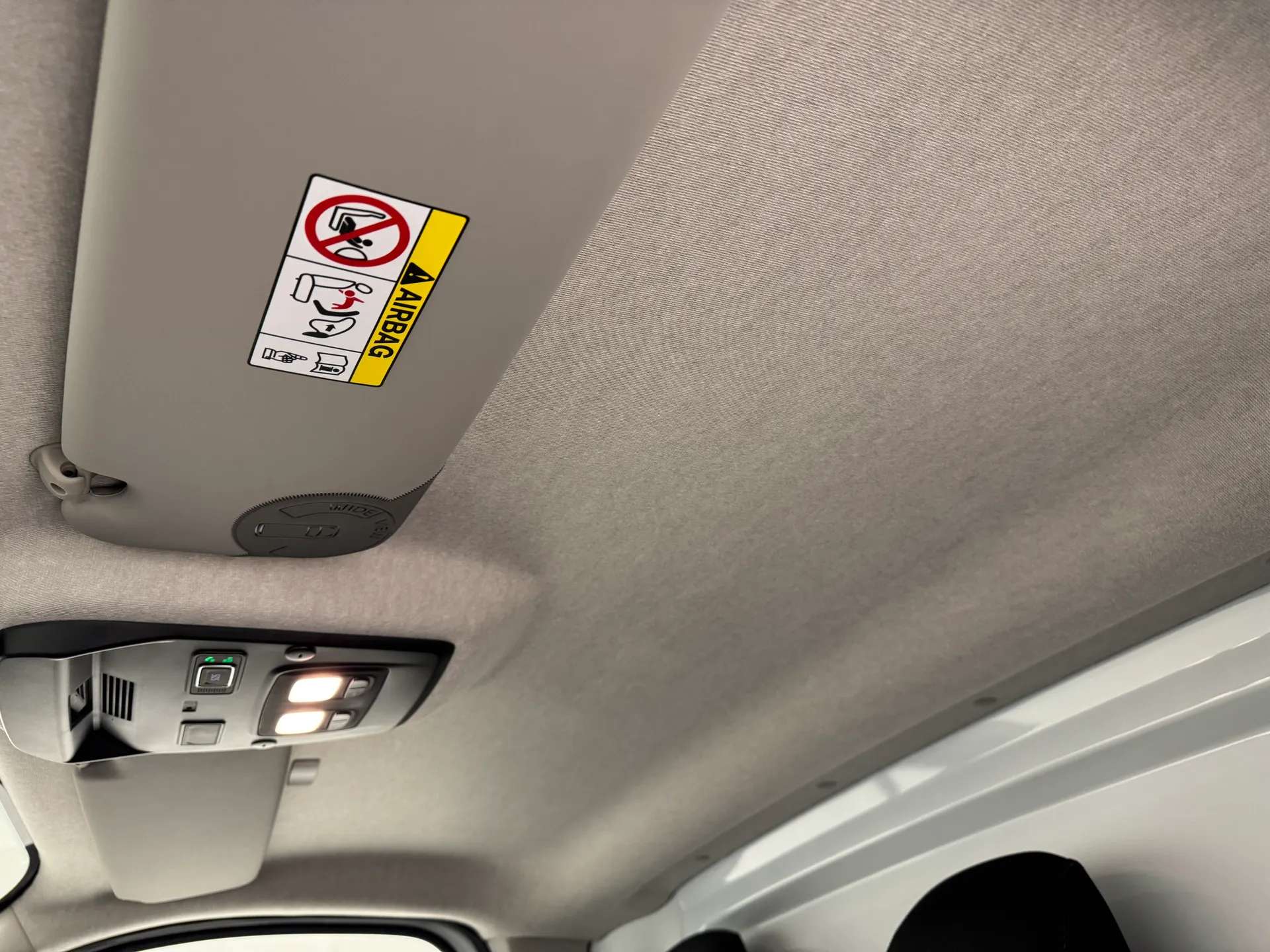 2026 RENAULT TRAFIC 2026 RENAULT TRAFIC