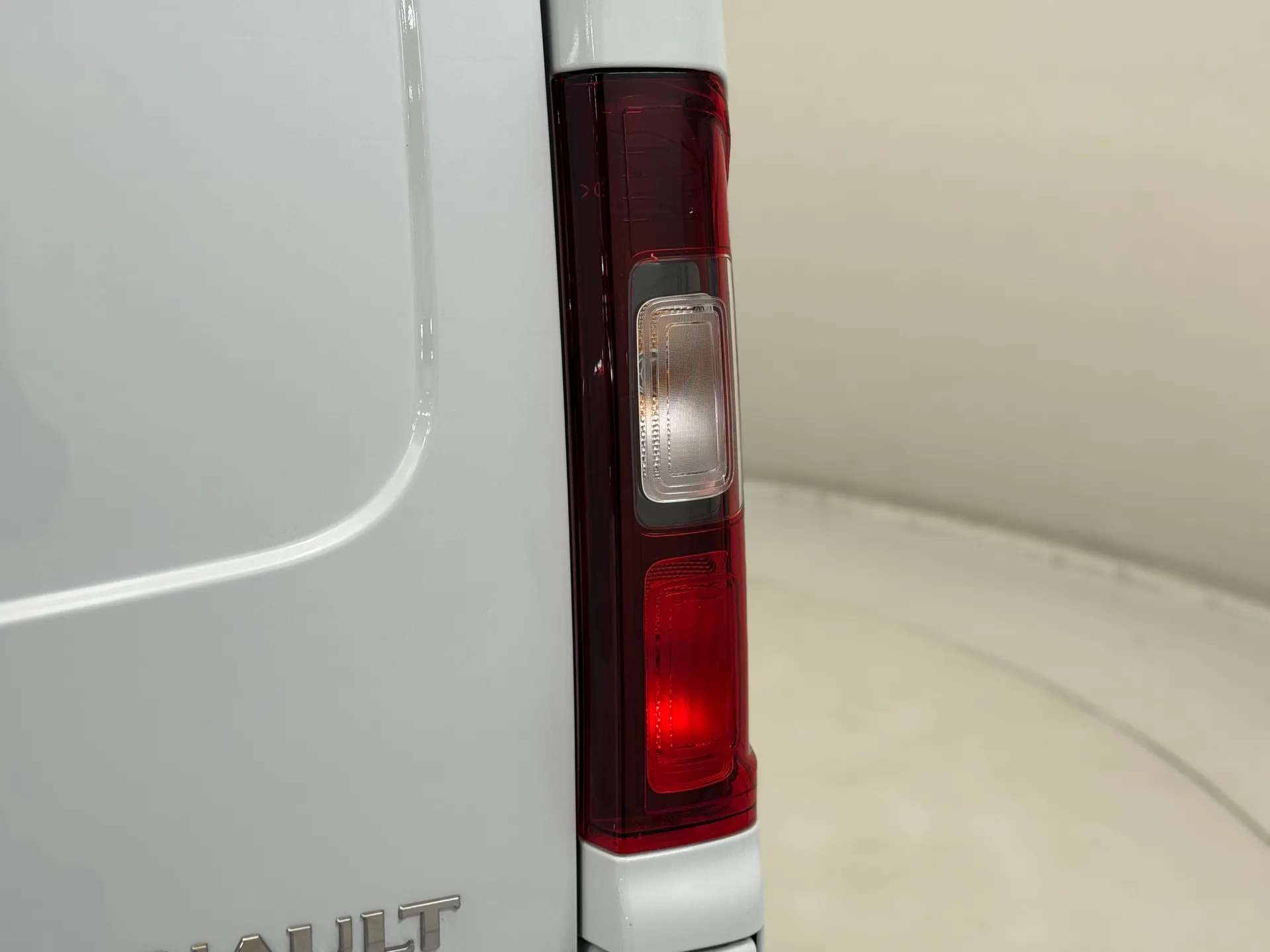 2026 RENAULT TRAFIC 2026 RENAULT TRAFIC