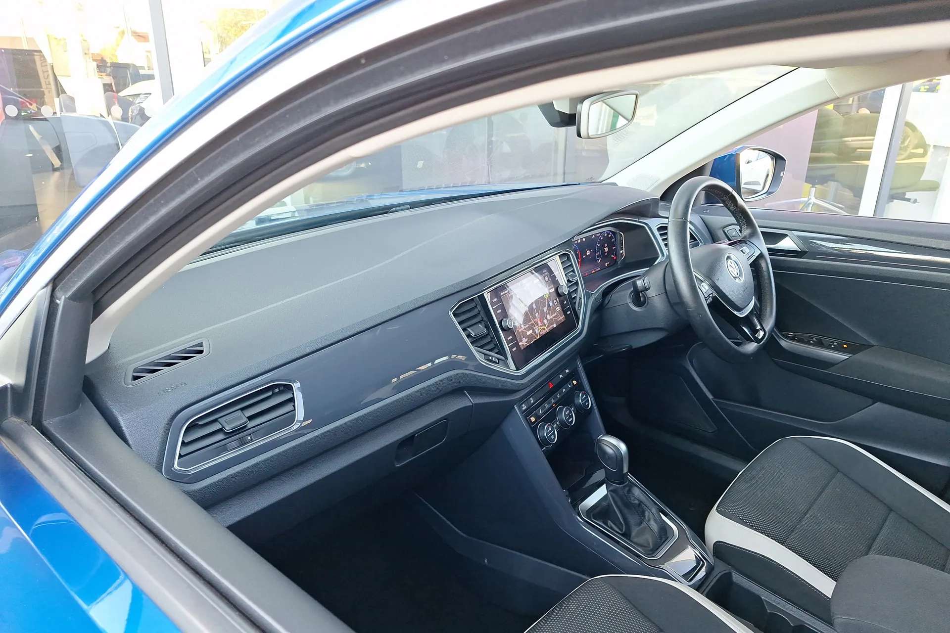 2019 VOLKSWAGEN T-ROC 2019 VOLKSWAGEN T-ROC