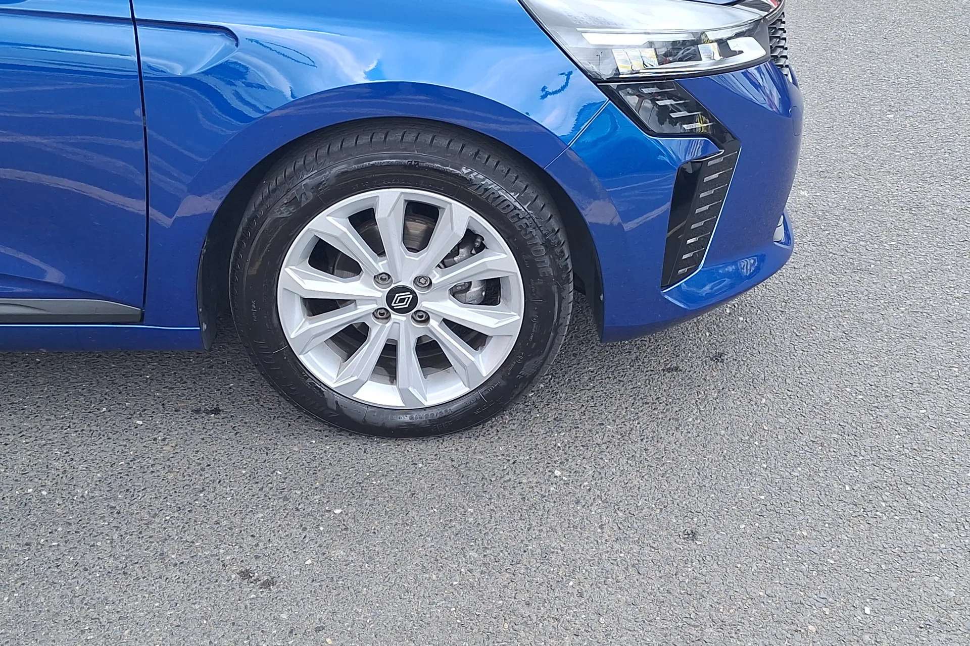 A 2024 RENAULT CLIO 1.0 TCe 90 Evolution 5dr A 2024 RENAULT CLIO 1.0 TCe 90 Evolution 5dr