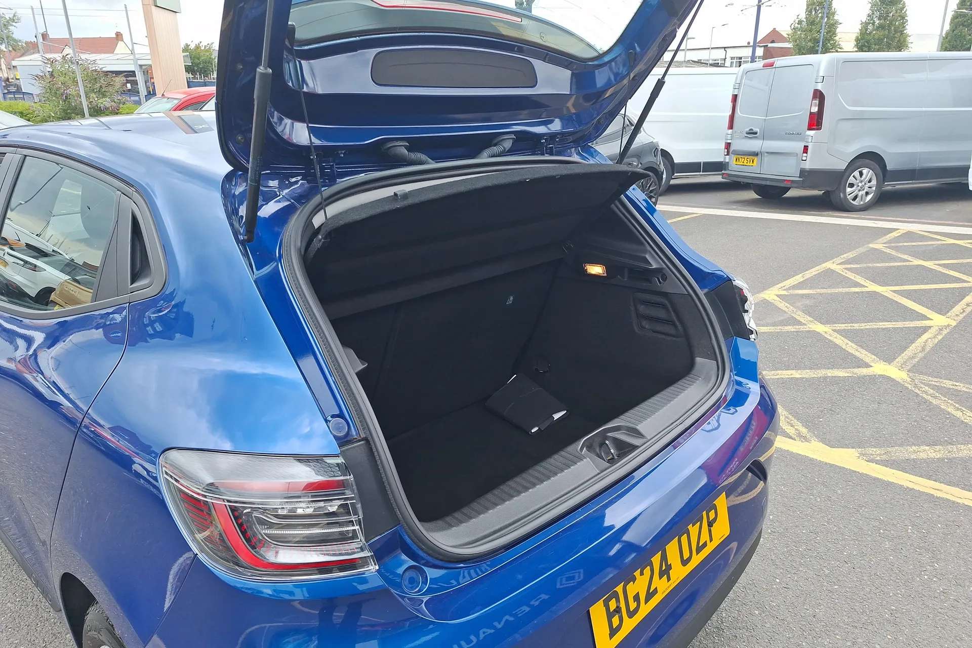 2024 RENAULT CLIO 2024 RENAULT CLIO