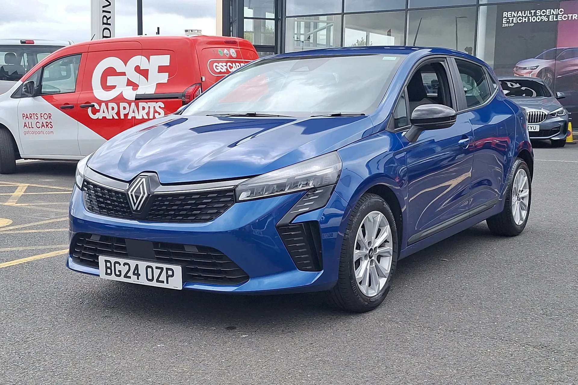 2024 RENAULT CLIO 2024 RENAULT CLIO