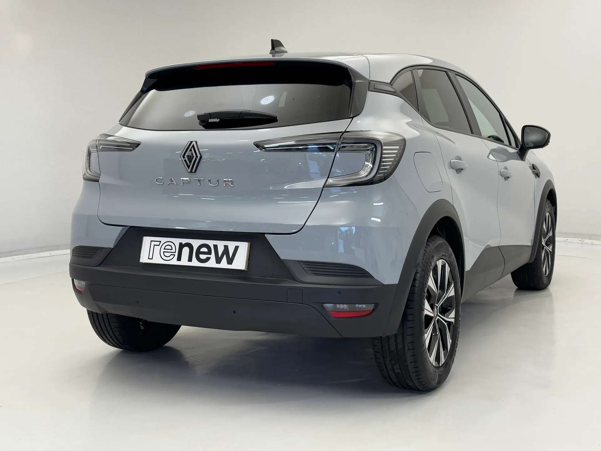 2025 RENAULT CAPTUR 2025 RENAULT CAPTUR
