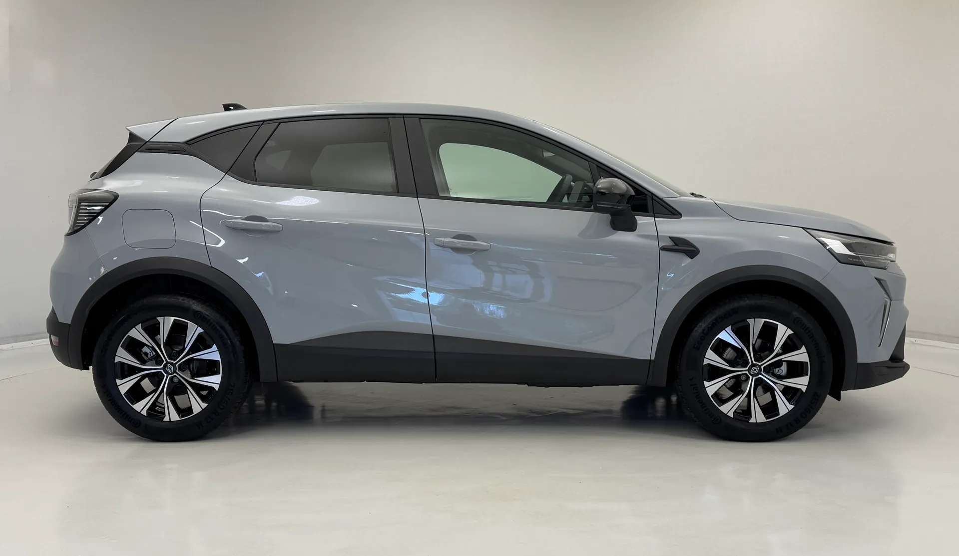 2025 RENAULT CAPTUR 2025 RENAULT CAPTUR