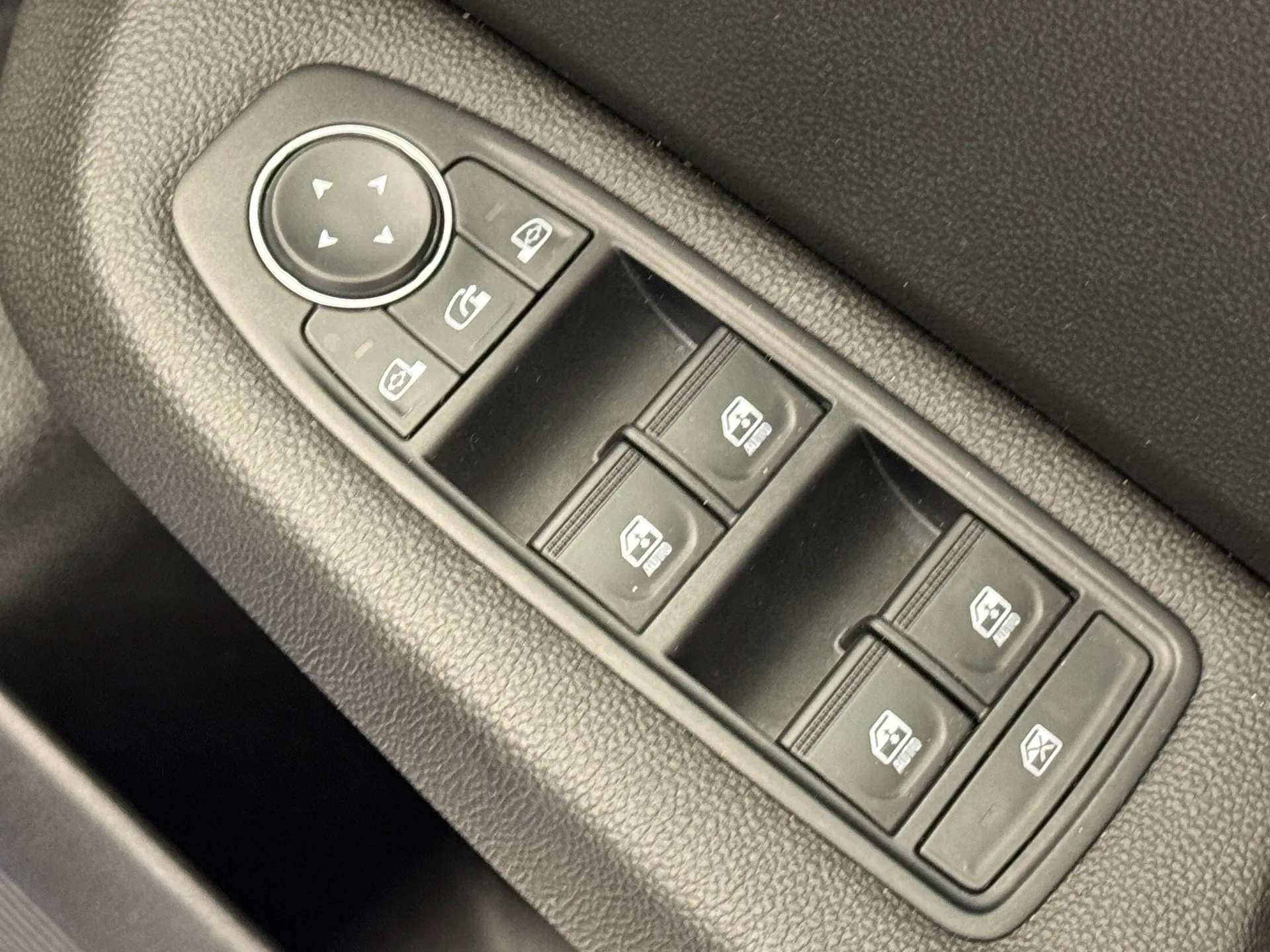 2024 RENAULT CLIO 2024 RENAULT CLIO