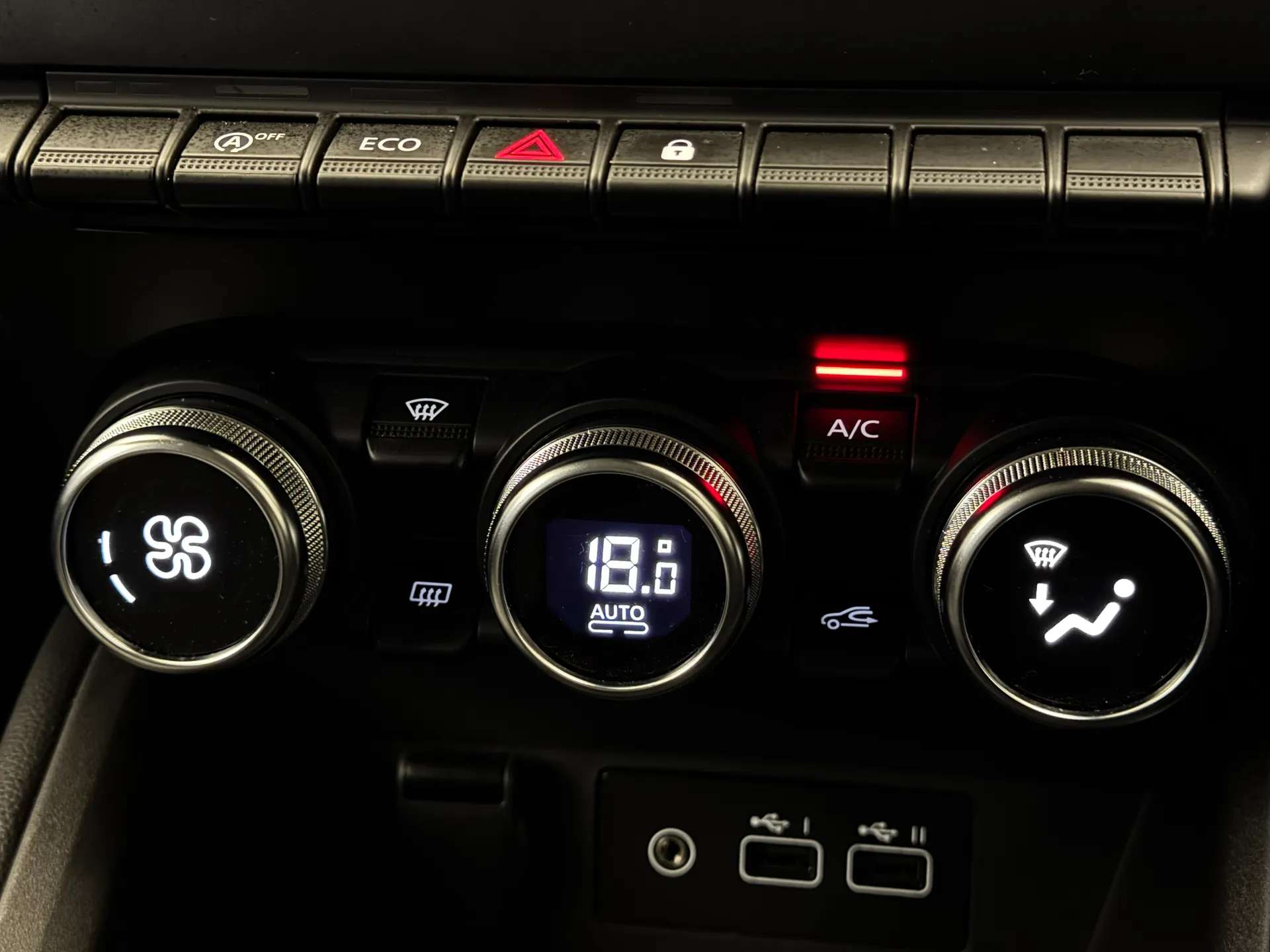 2024 RENAULT CLIO 2024 RENAULT CLIO