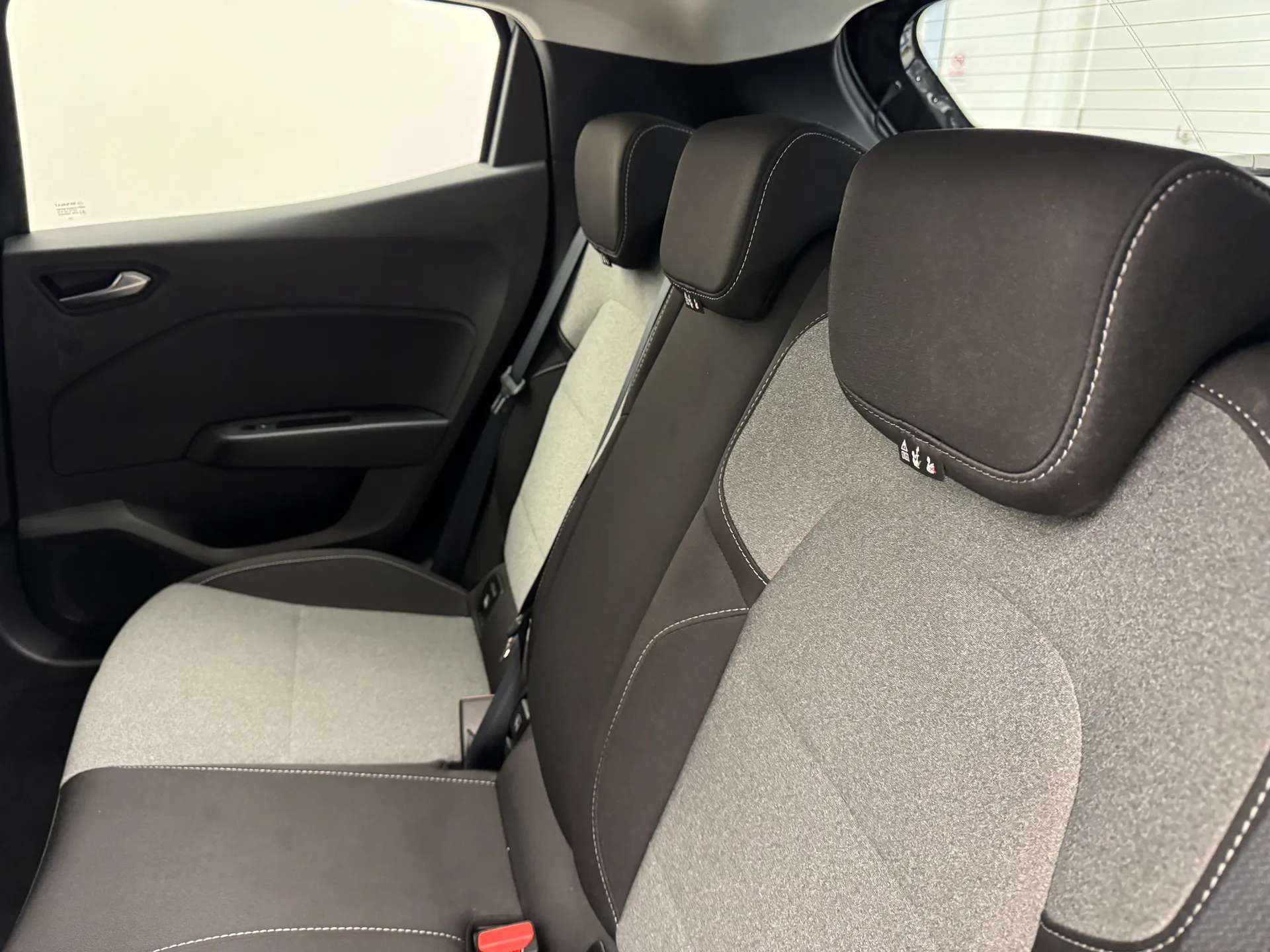 2024 RENAULT CLIO 2024 RENAULT CLIO