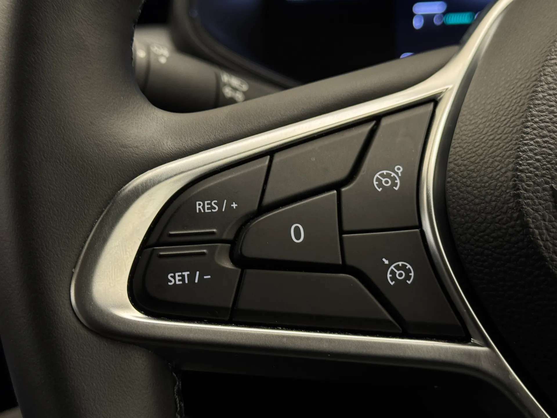 2024 RENAULT CLIO 2024 RENAULT CLIO