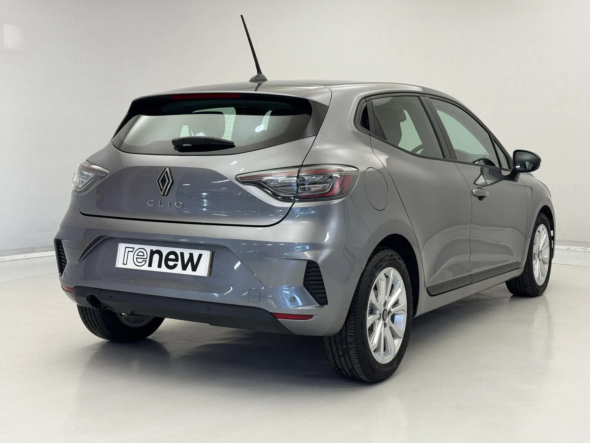 2024 RENAULT CLIO 2024 RENAULT CLIO