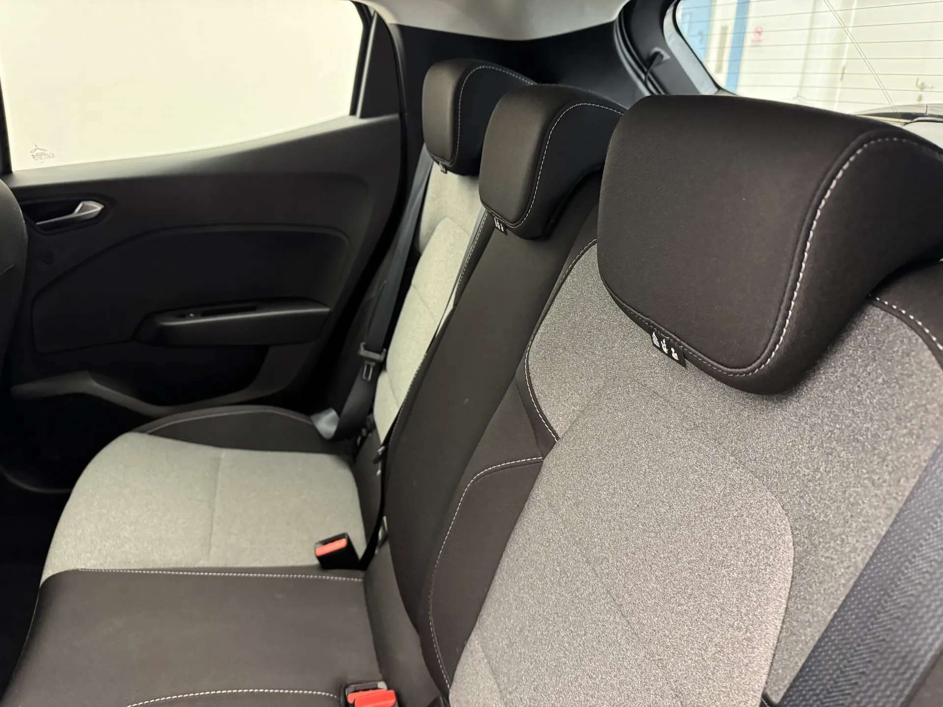 2024 RENAULT CLIO 2024 RENAULT CLIO