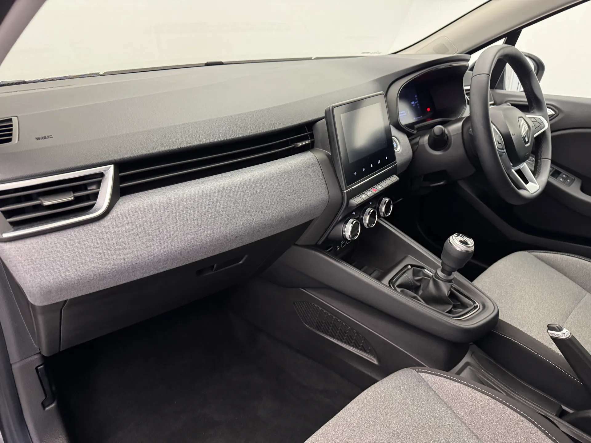 2024 RENAULT CLIO 2024 RENAULT CLIO