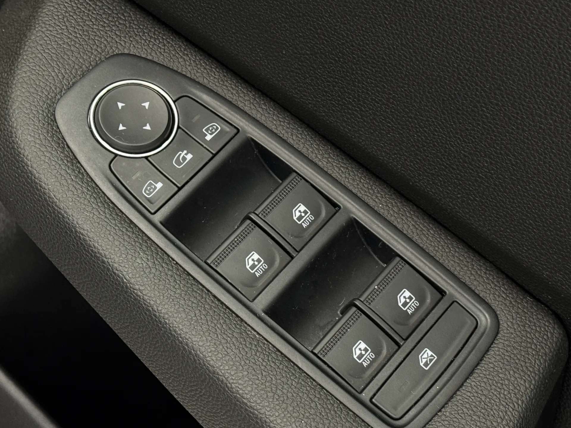 2024 RENAULT CLIO 2024 RENAULT CLIO