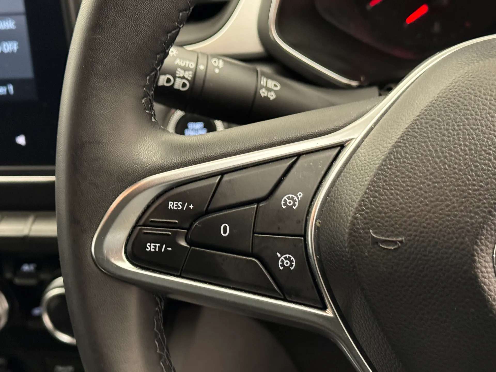 2022 RENAULT CAPTUR 2022 RENAULT CAPTUR