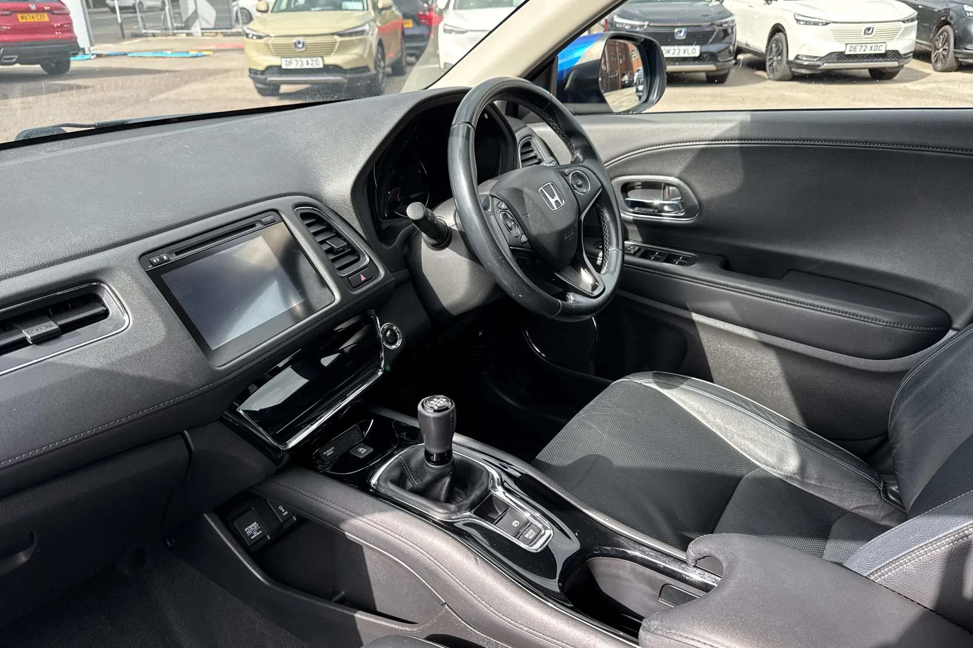A 2019 HONDA HR-V 1.5 i-VTEC EX 5dr A 2019 HONDA HR-V 1.5 i-VTEC EX 5dr