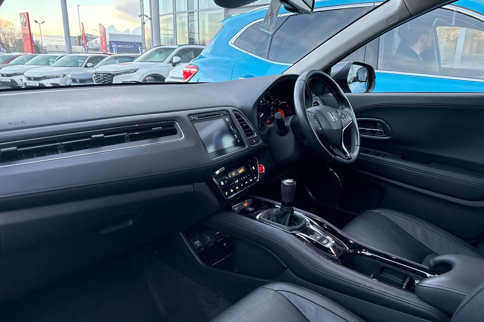 A 2020 HONDA HR-V 1.5 i-VTEC EX 5dr A 2020 HONDA HR-V 1.5 i-VTEC EX 5dr