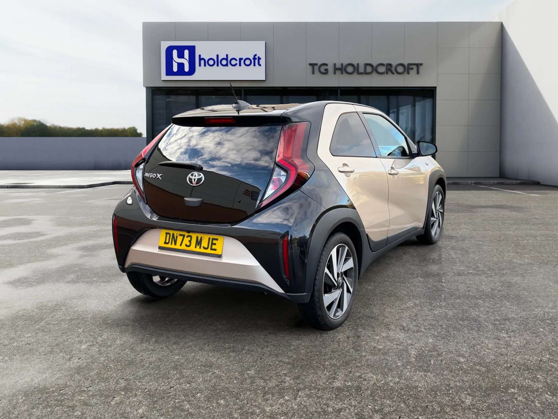 2023 TOYOTA AYGO X 2023 TOYOTA AYGO X