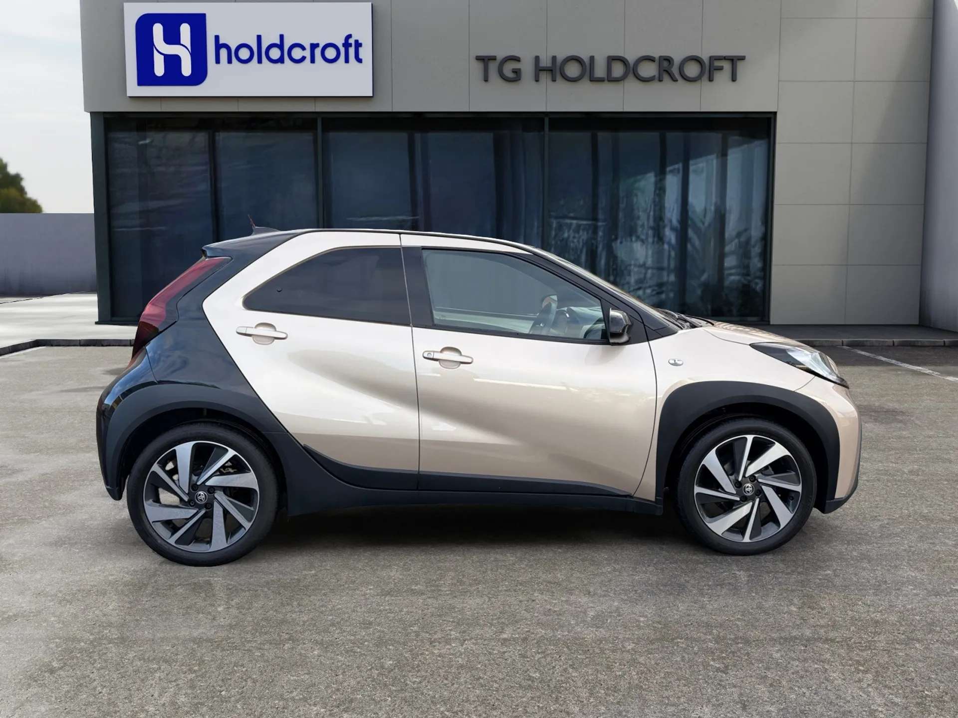 2023 TOYOTA AYGO X 2023 TOYOTA AYGO X