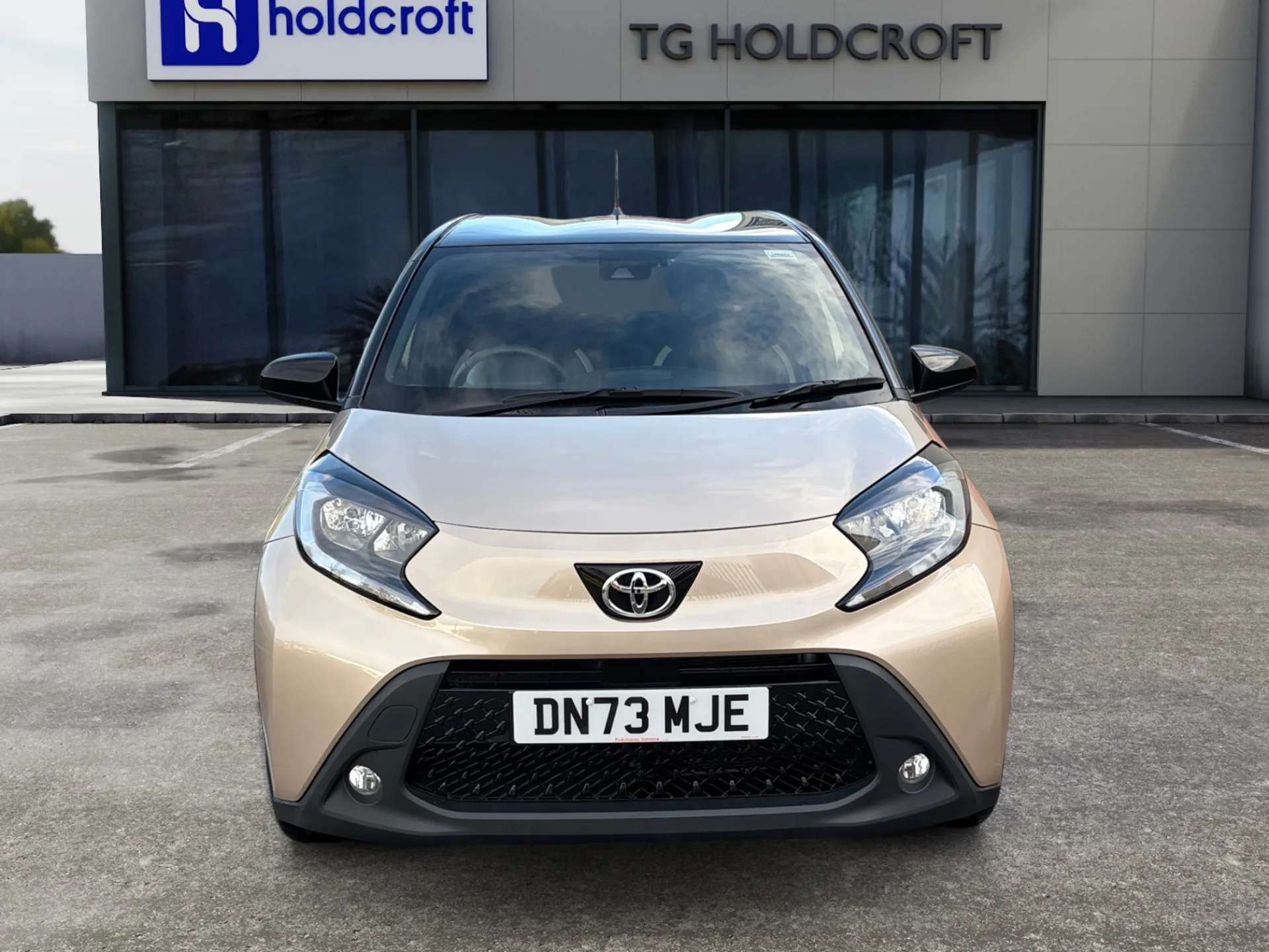 2023 TOYOTA AYGO X 2023 TOYOTA AYGO X