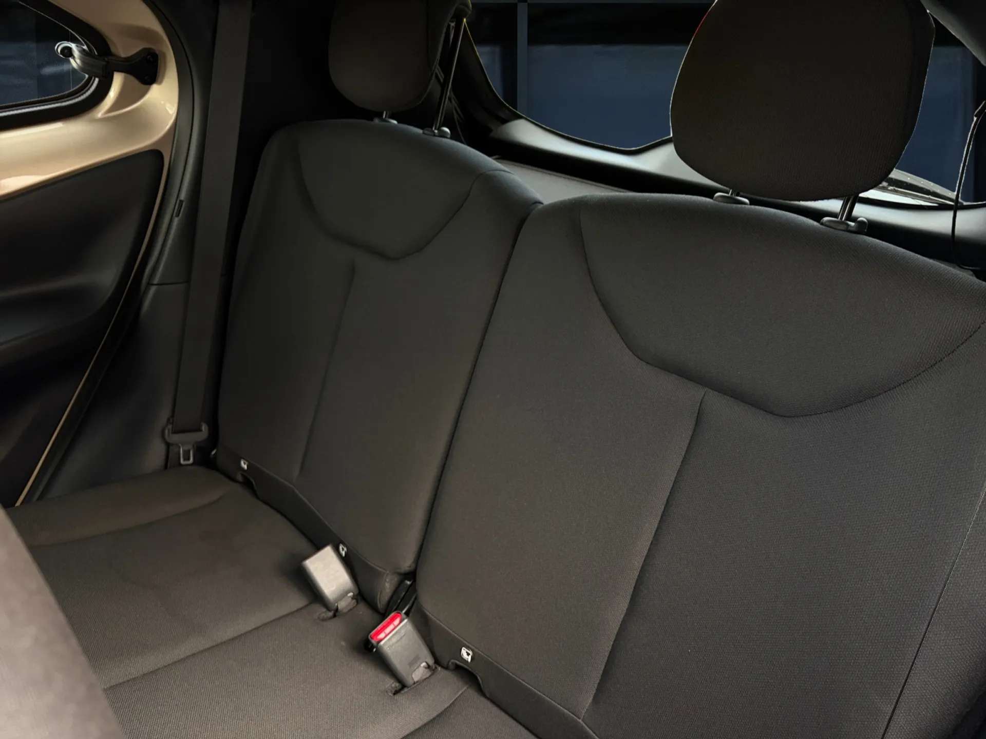 2023 TOYOTA AYGO X 2023 TOYOTA AYGO X