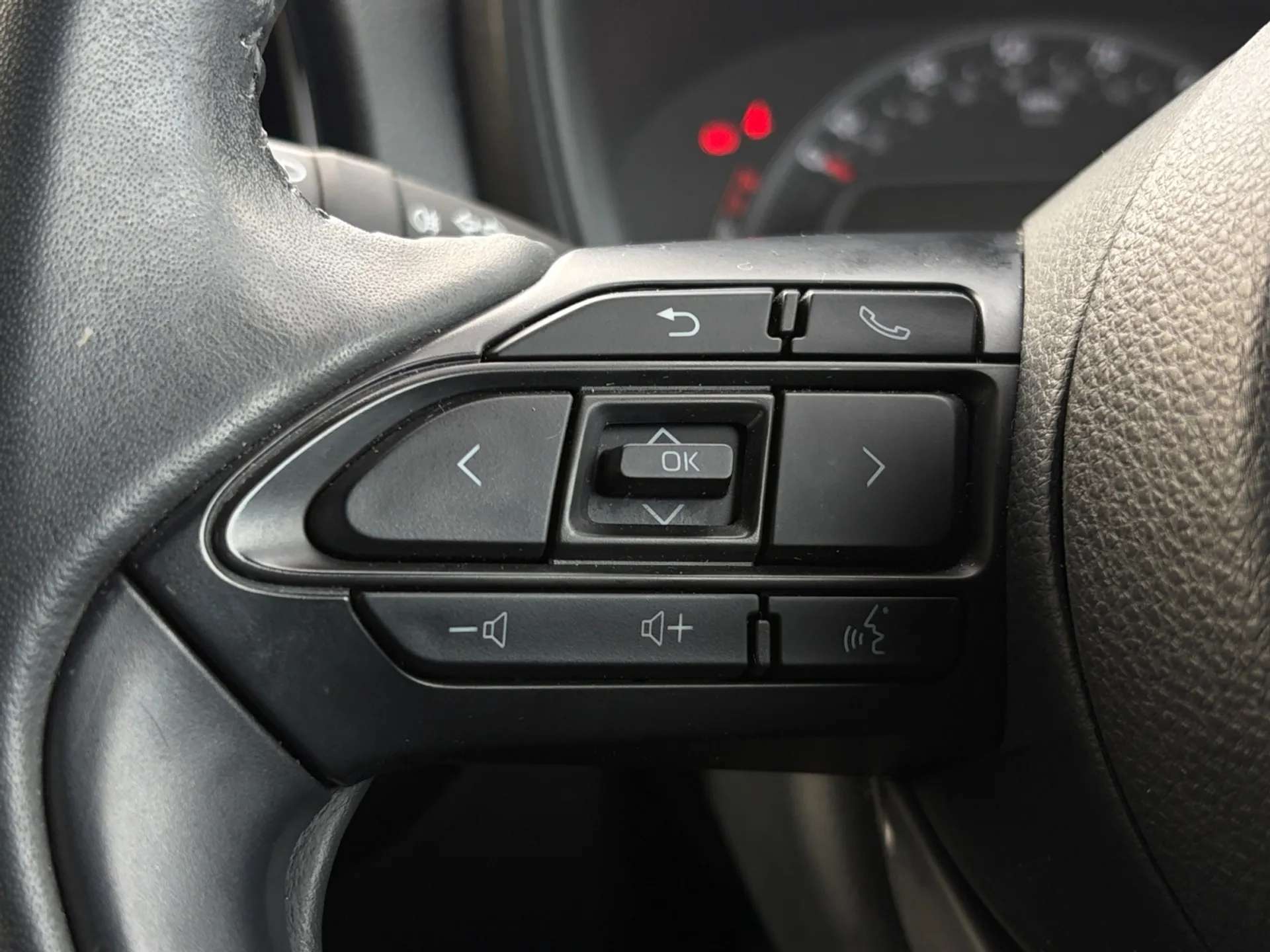 2023 TOYOTA AYGO X 2023 TOYOTA AYGO X