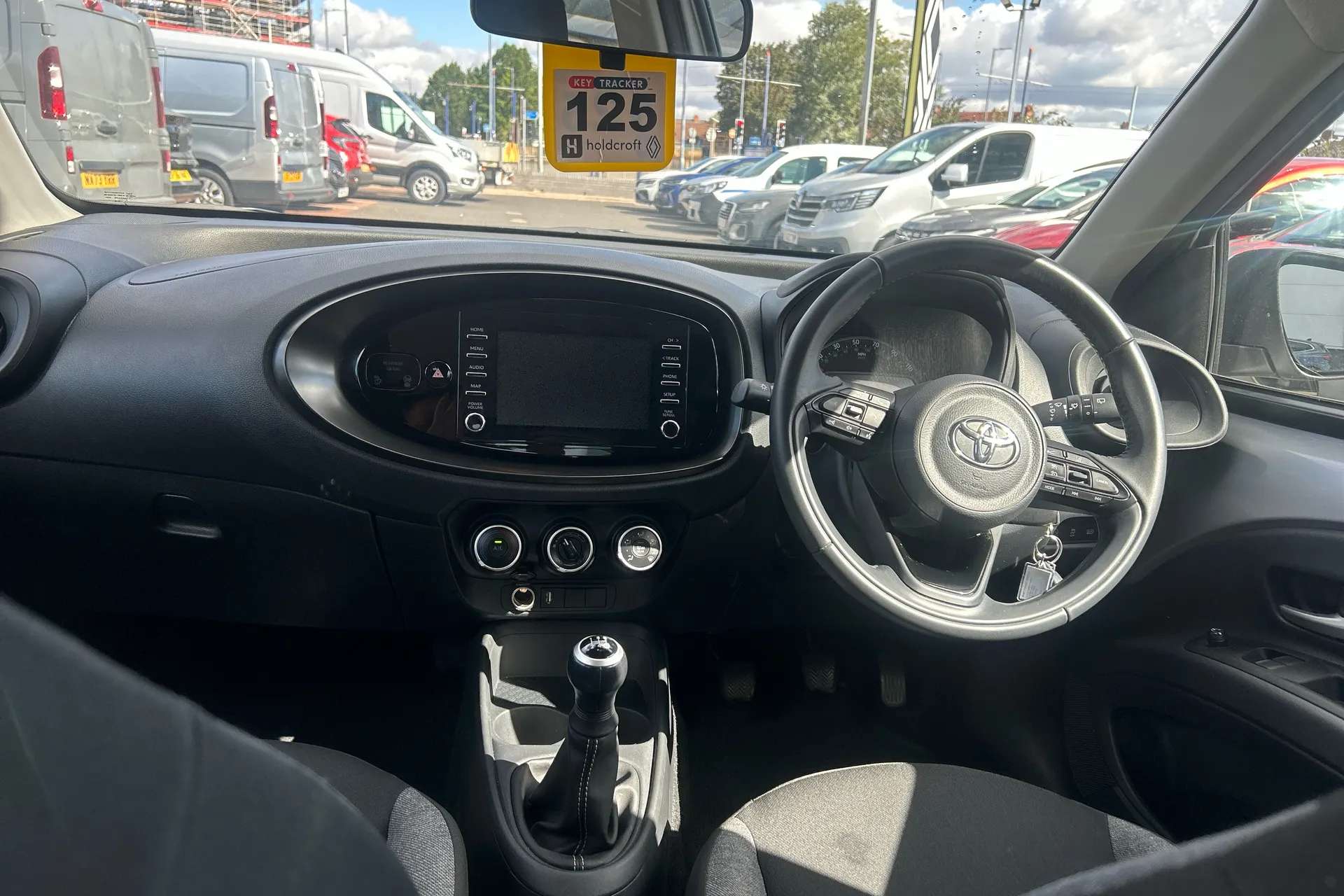 2023 TOYOTA AYGO X 2023 TOYOTA AYGO X