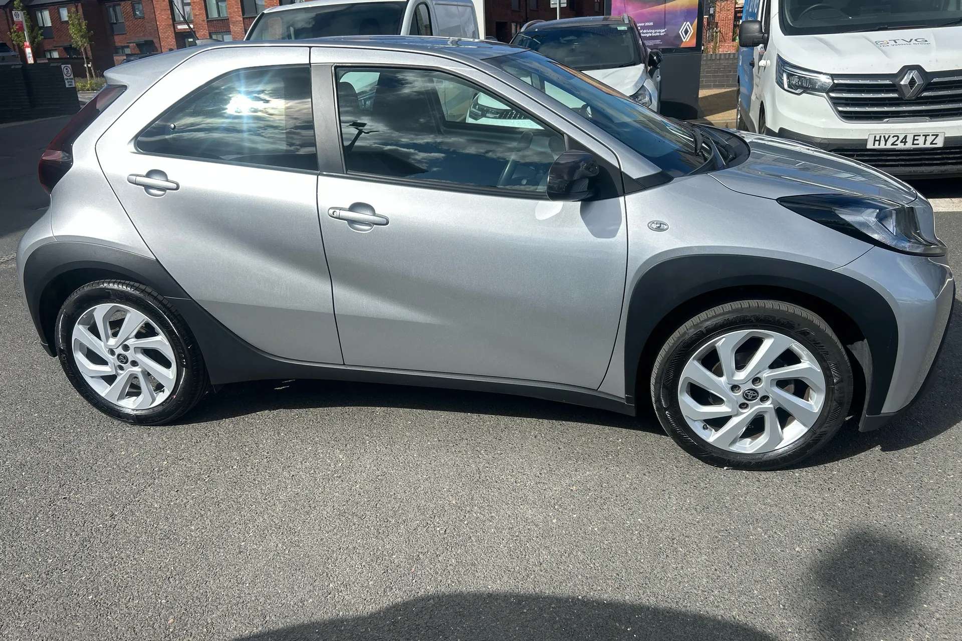 2023 TOYOTA AYGO X 2023 TOYOTA AYGO X