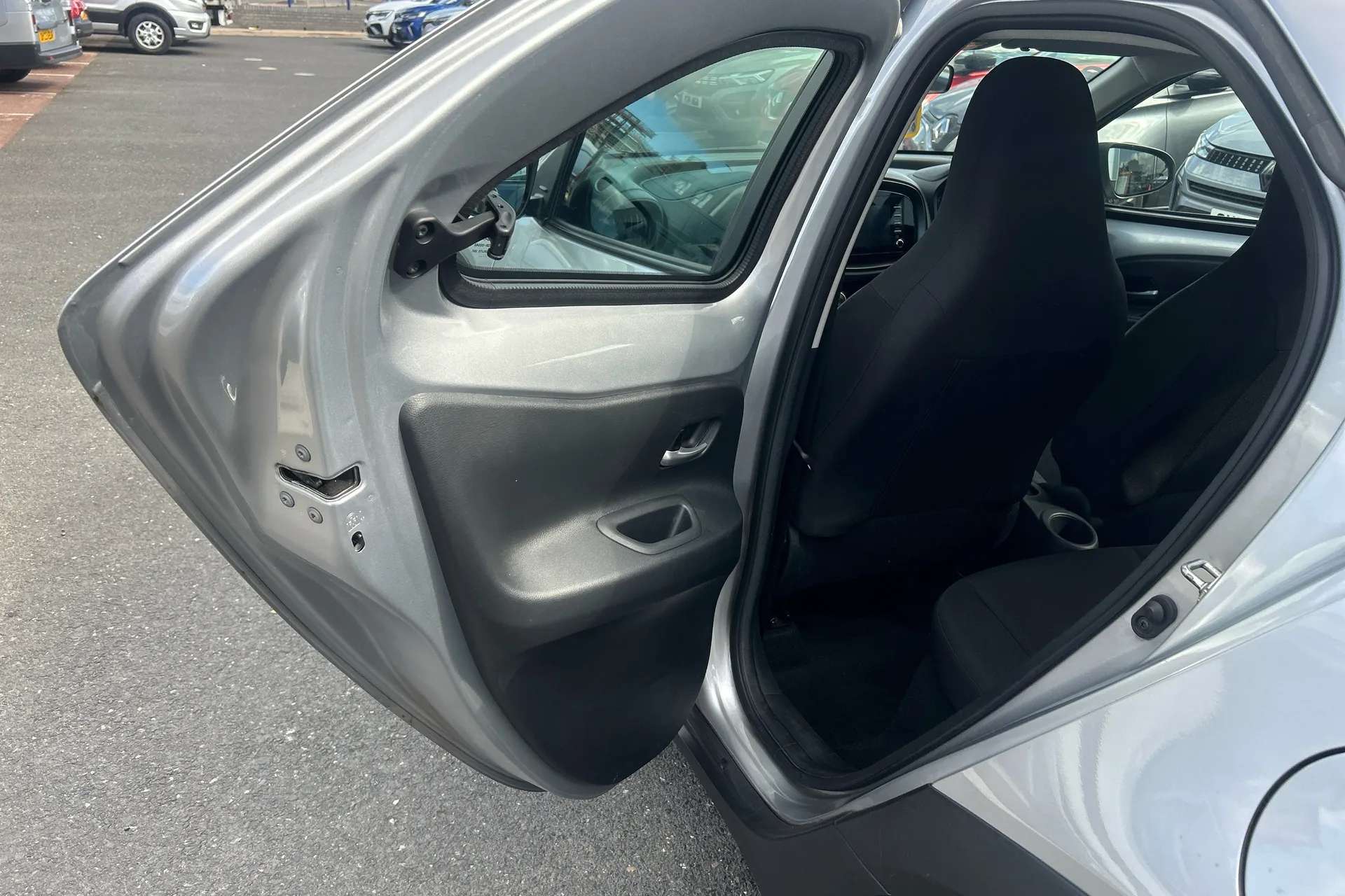 2023 TOYOTA AYGO X 2023 TOYOTA AYGO X