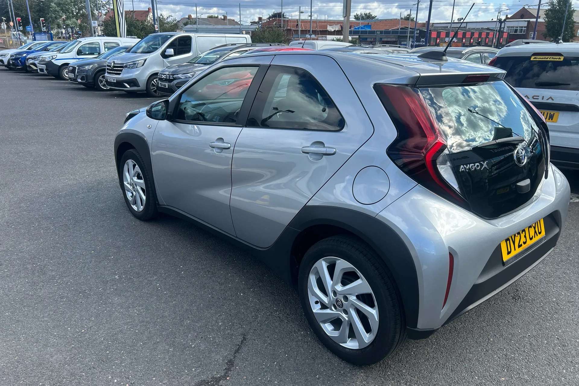 2023 TOYOTA AYGO X 2023 TOYOTA AYGO X