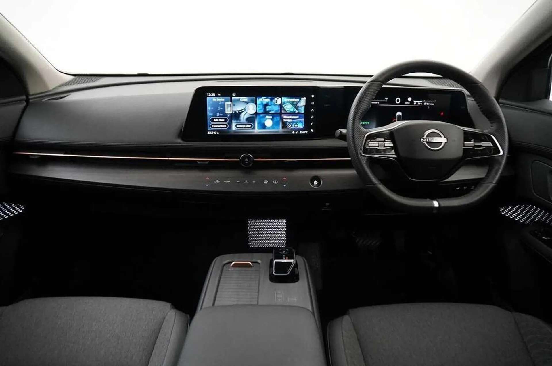 2024 NISSAN ARIYA 2024 NISSAN ARIYA