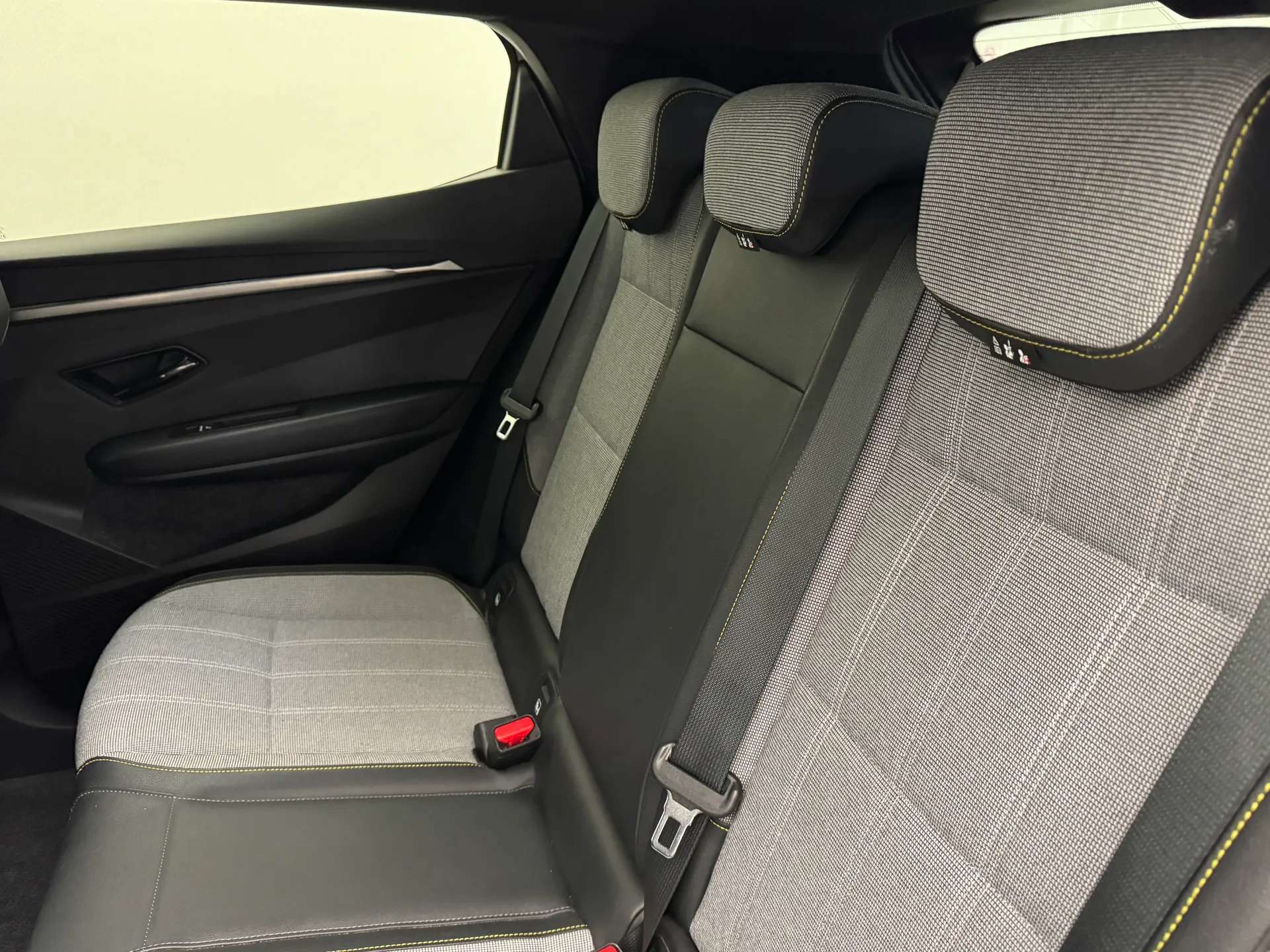 2022 RENAULT MEGANE E-TECH 2022 RENAULT MEGANE E-TECH