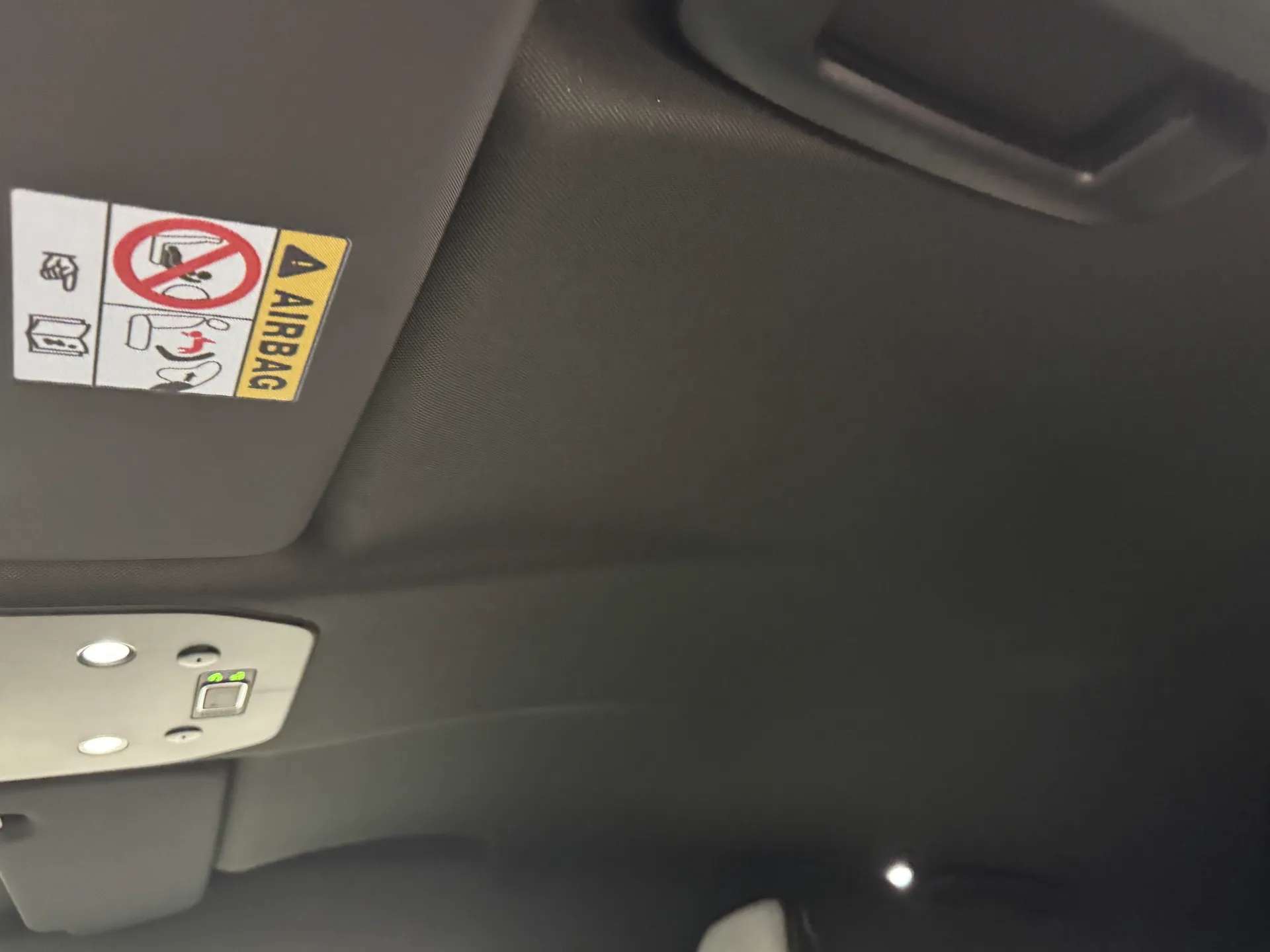 2022 RENAULT MEGANE E-TECH 2022 RENAULT MEGANE E-TECH