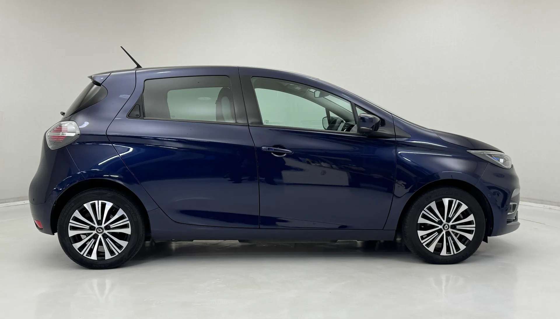 2021 RENAULT ZOE 2021 RENAULT ZOE