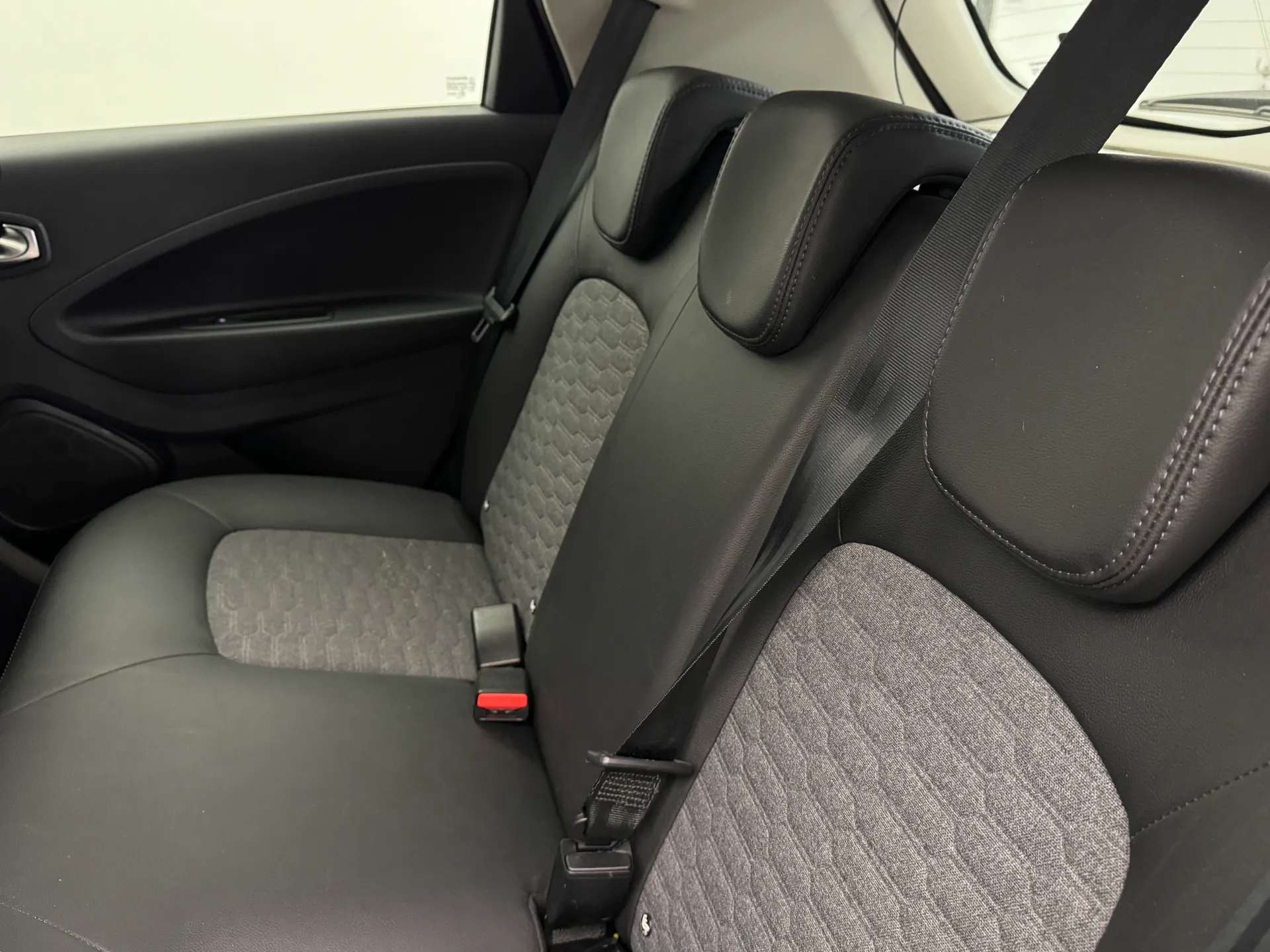 2021 RENAULT ZOE 2021 RENAULT ZOE